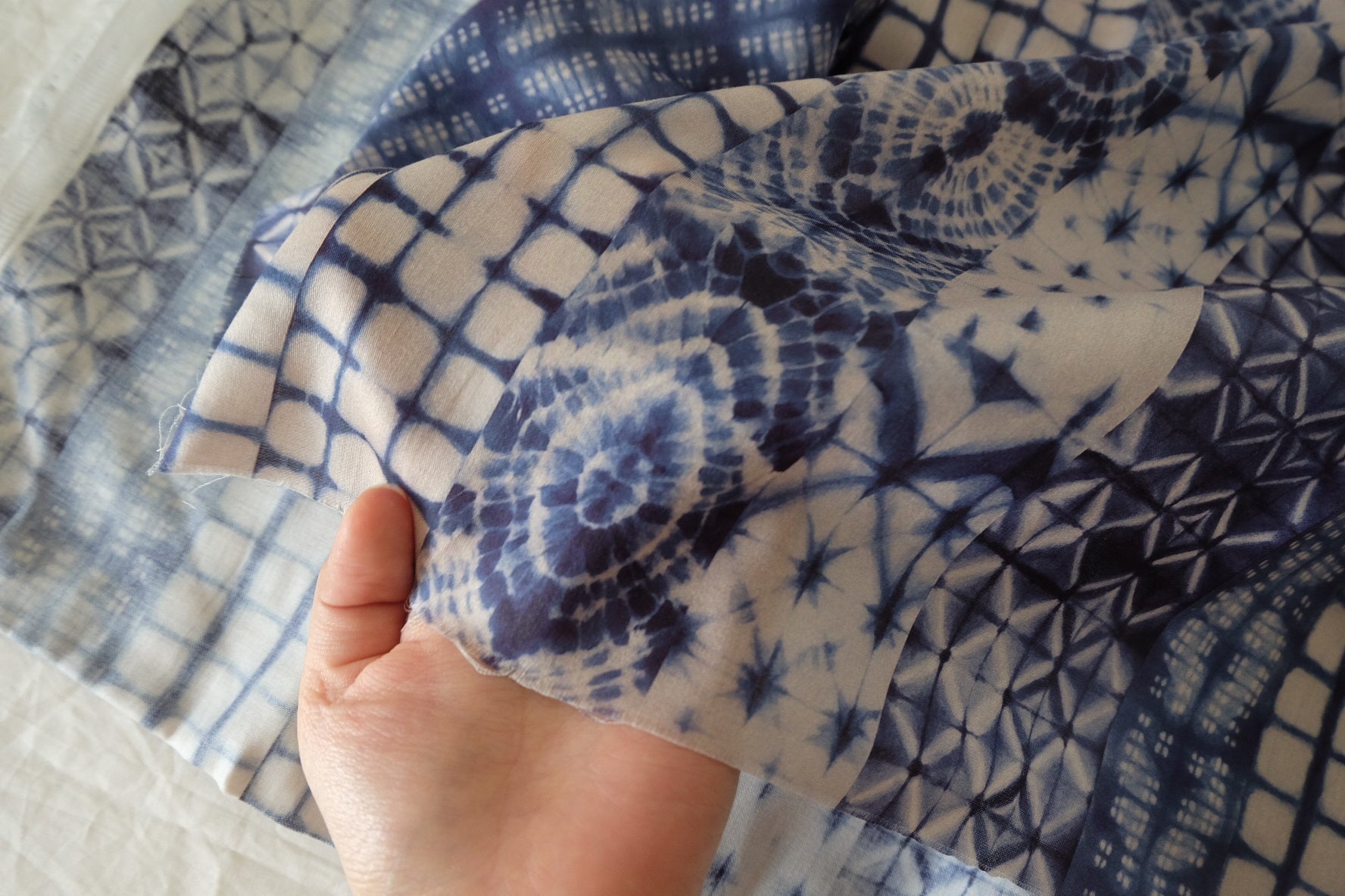 Indigo Shibori Print 80s Cotton Sateen Fabric - 1.6 yd
