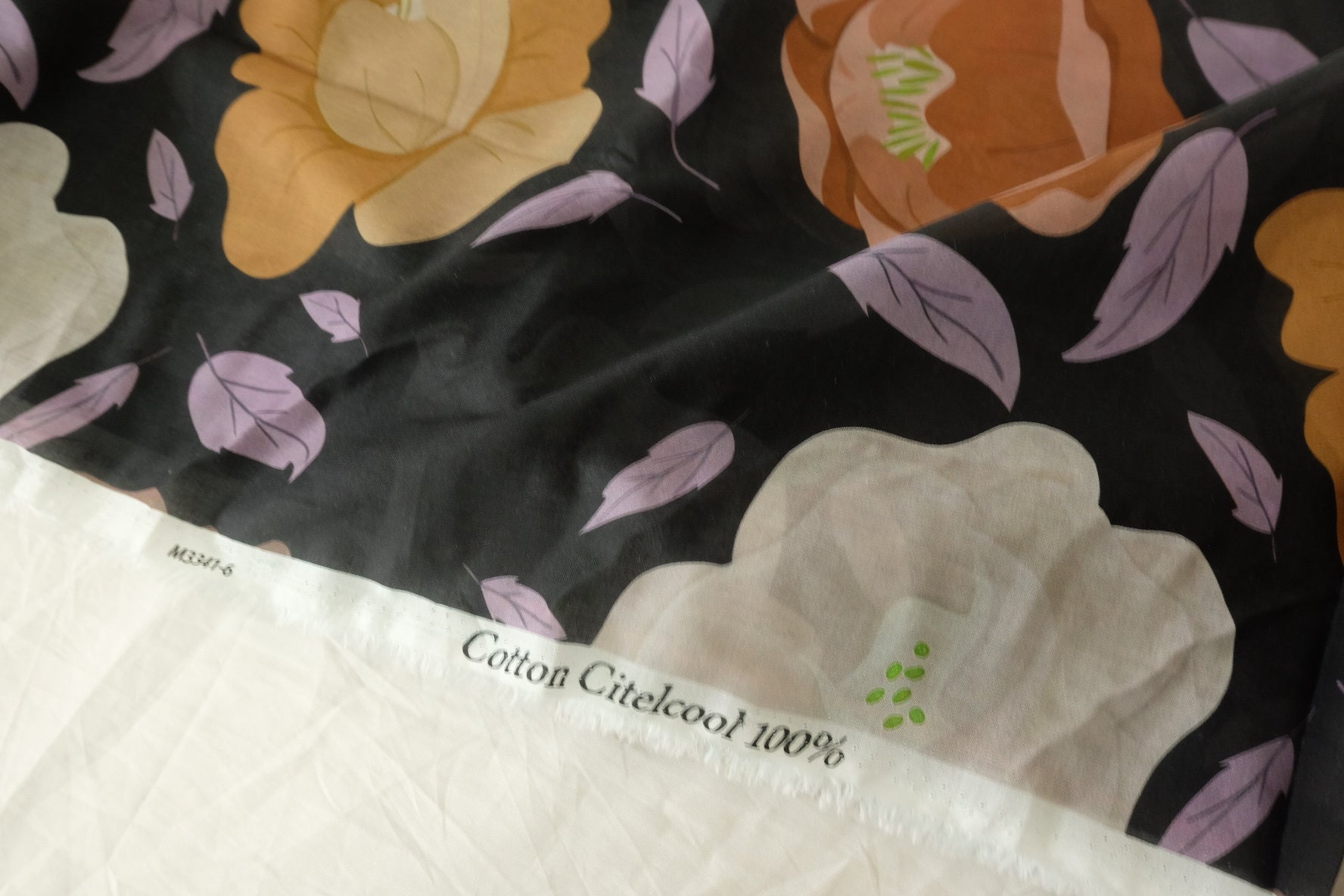 Black Oversized Floral 100s Cotton Fabric - 3.3 yd