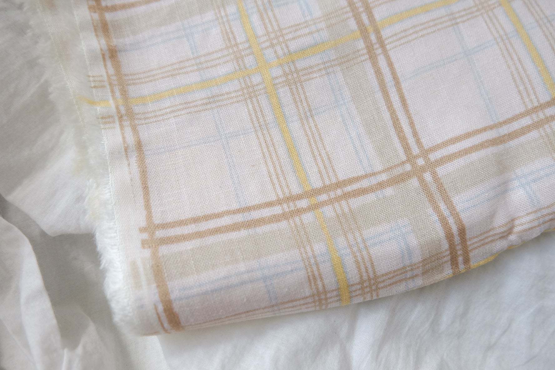 Fresh Plaid Yarn-Dyed Linen-Cotton Fabric - 1.64 yd