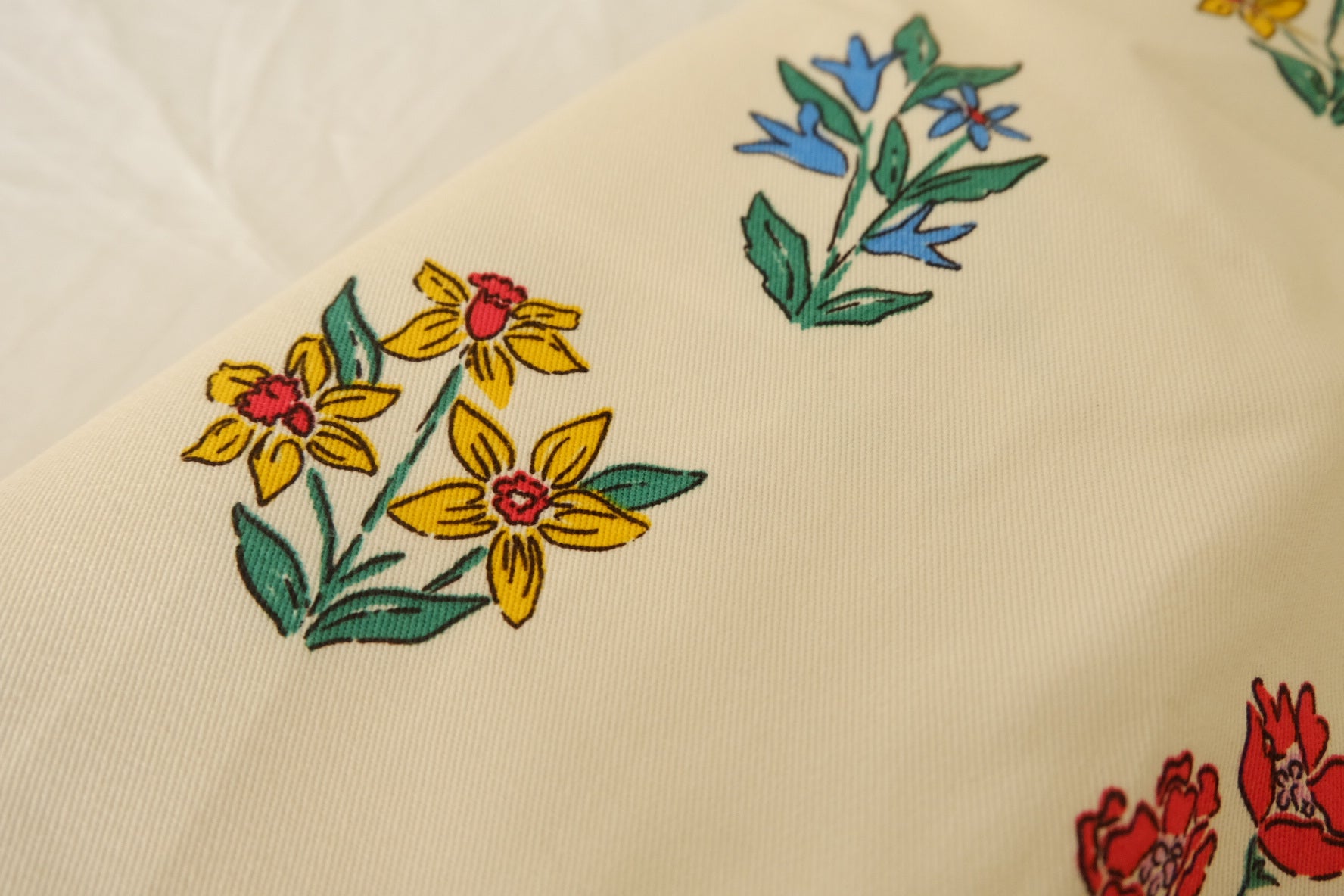 Folk Bouquet Print Structured Cotton Twill Fabric – 2.19 yd Piece