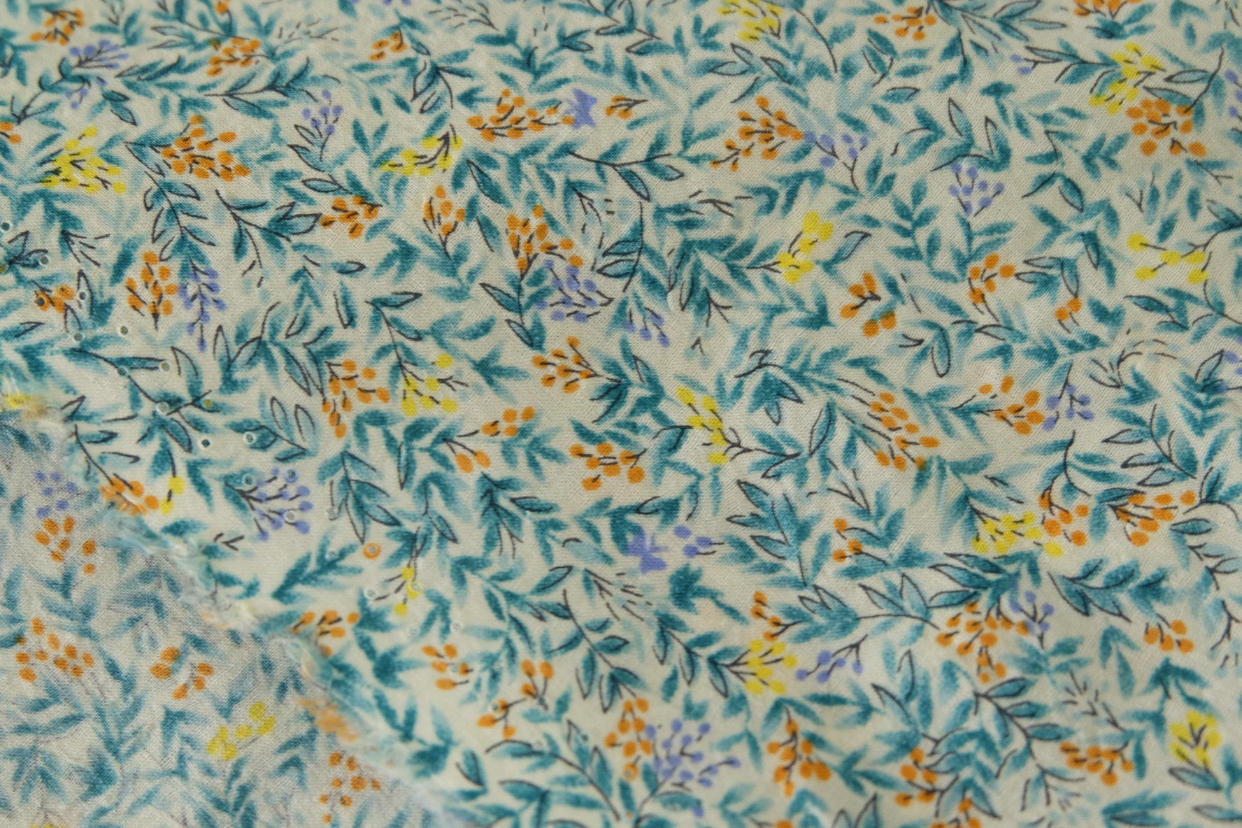 Delicate Botanical Cotton Fabric – 3.3 yd