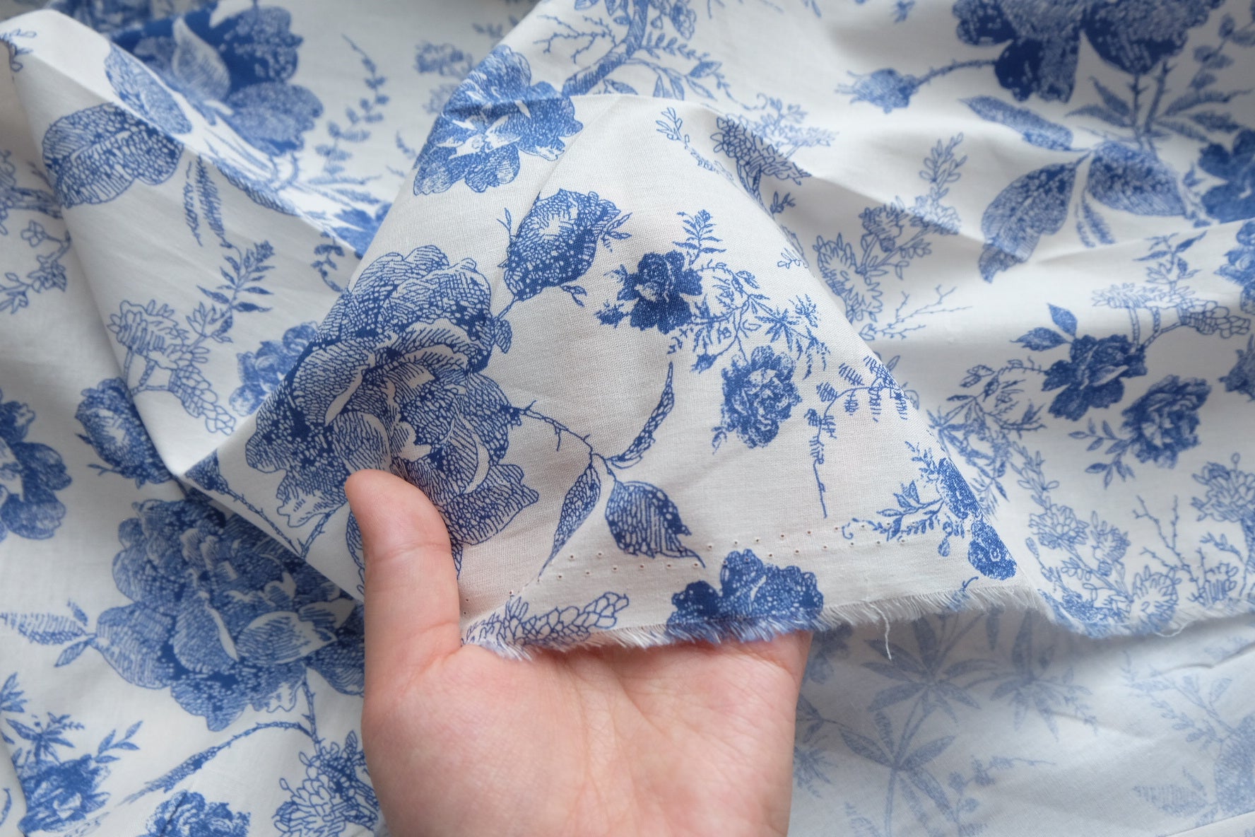 Blue Toile Floral Cotton Lawn Fabric - 4.4 yd