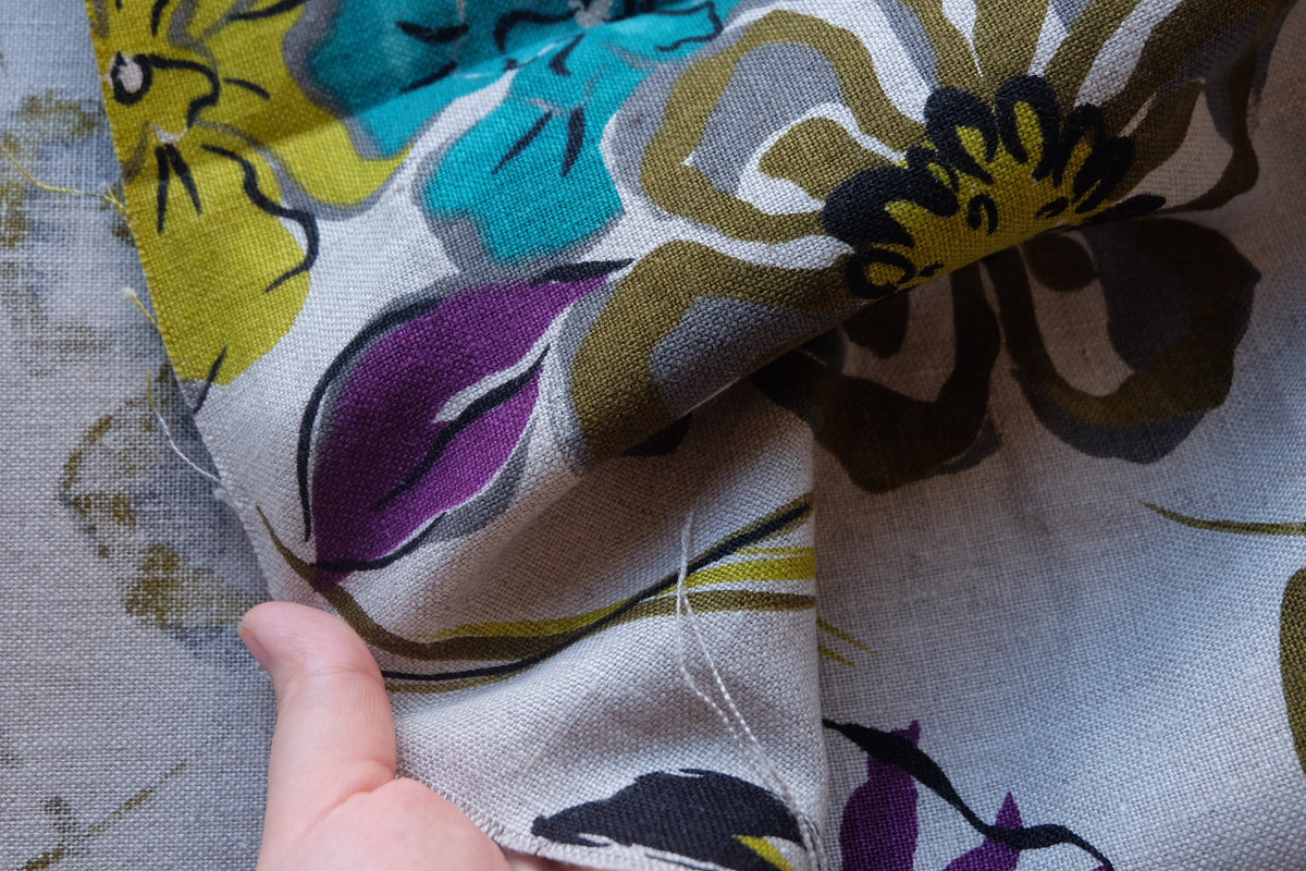 Bold Floral Heavy Linen – 1.6 yd