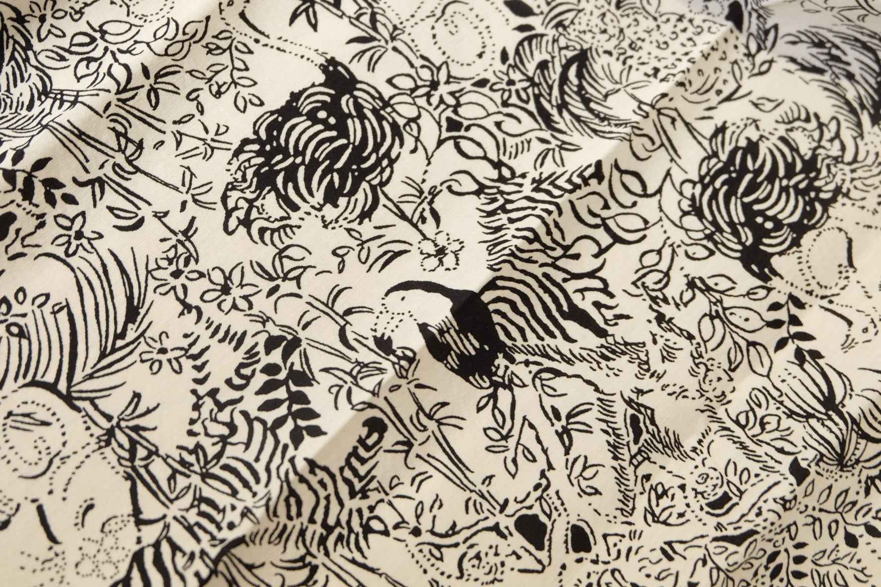 Toile Print Cotton-Rayon Fabric — 2.2 yd