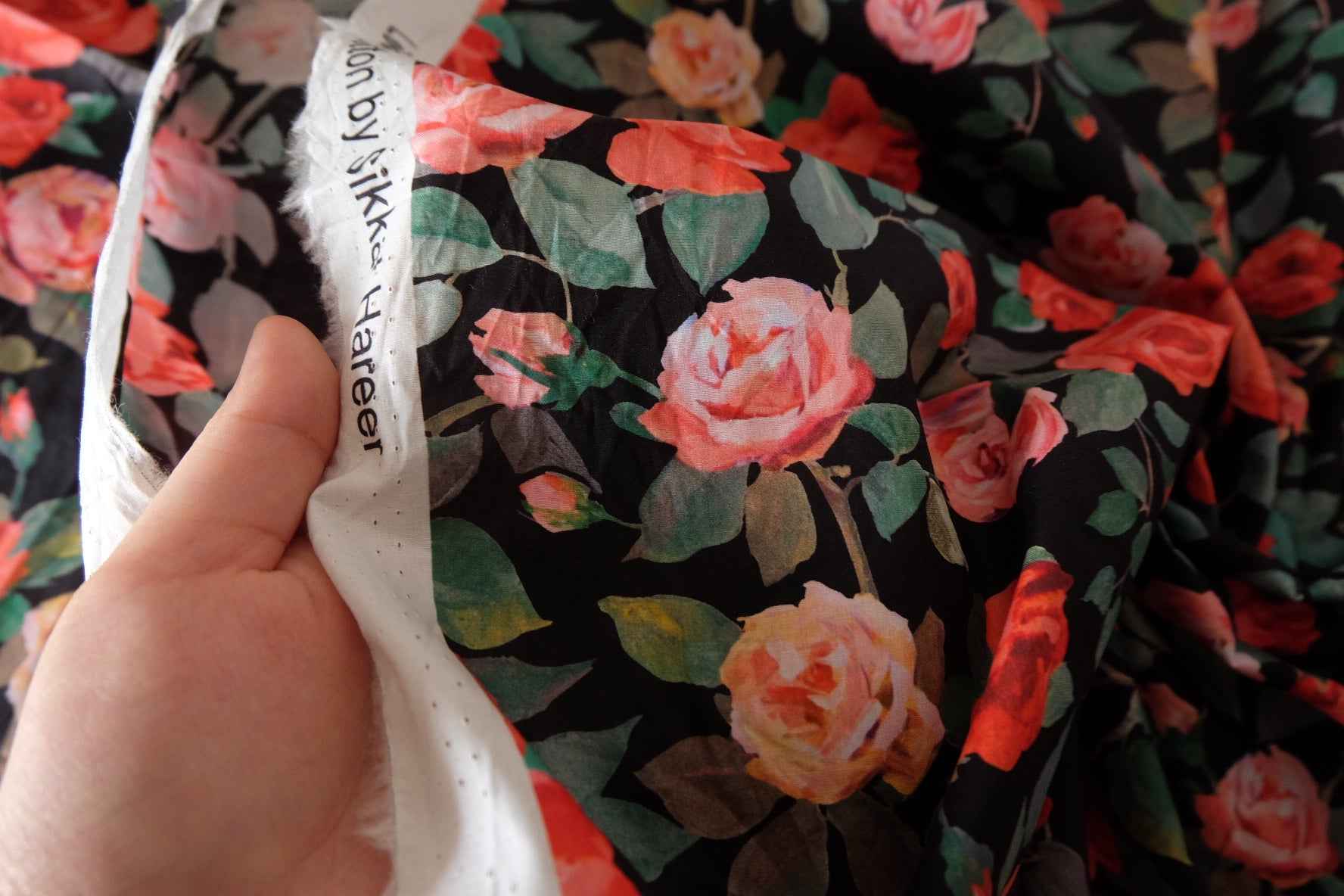 Black Rose Garden Cotton Lawn Fabric – 1.1 yd