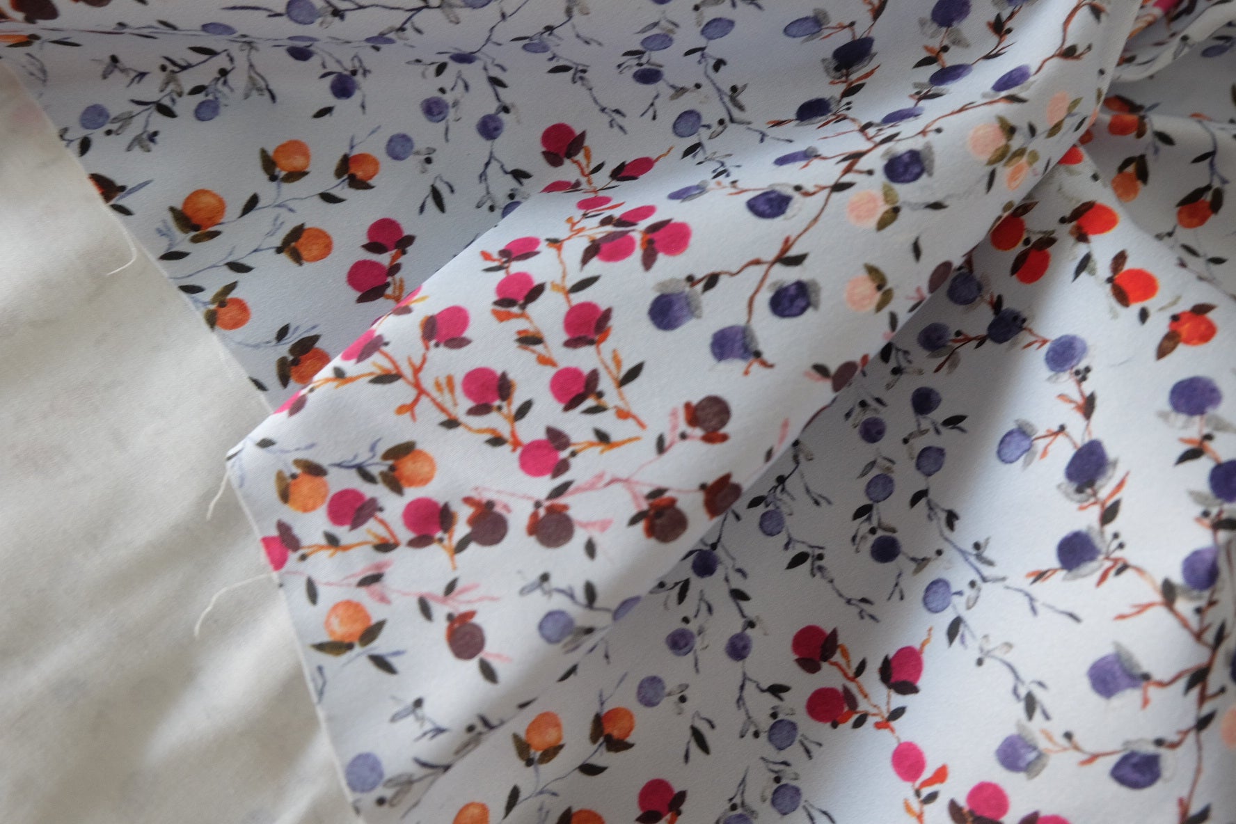 Berry Branch Cotton Sateen Fabric – 1.6 yd