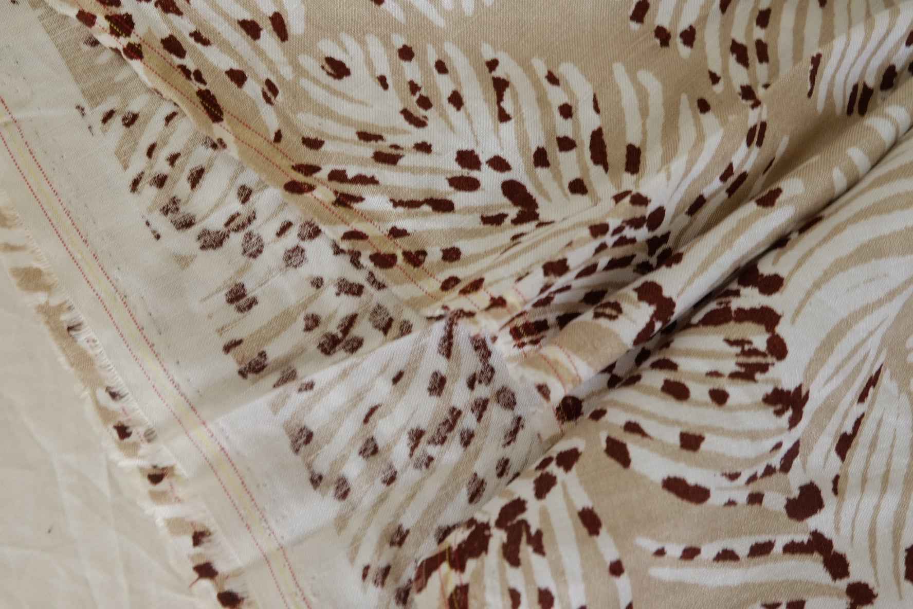 Neutral Leaf Print Linen Cotton Fabric – 1.25 yd