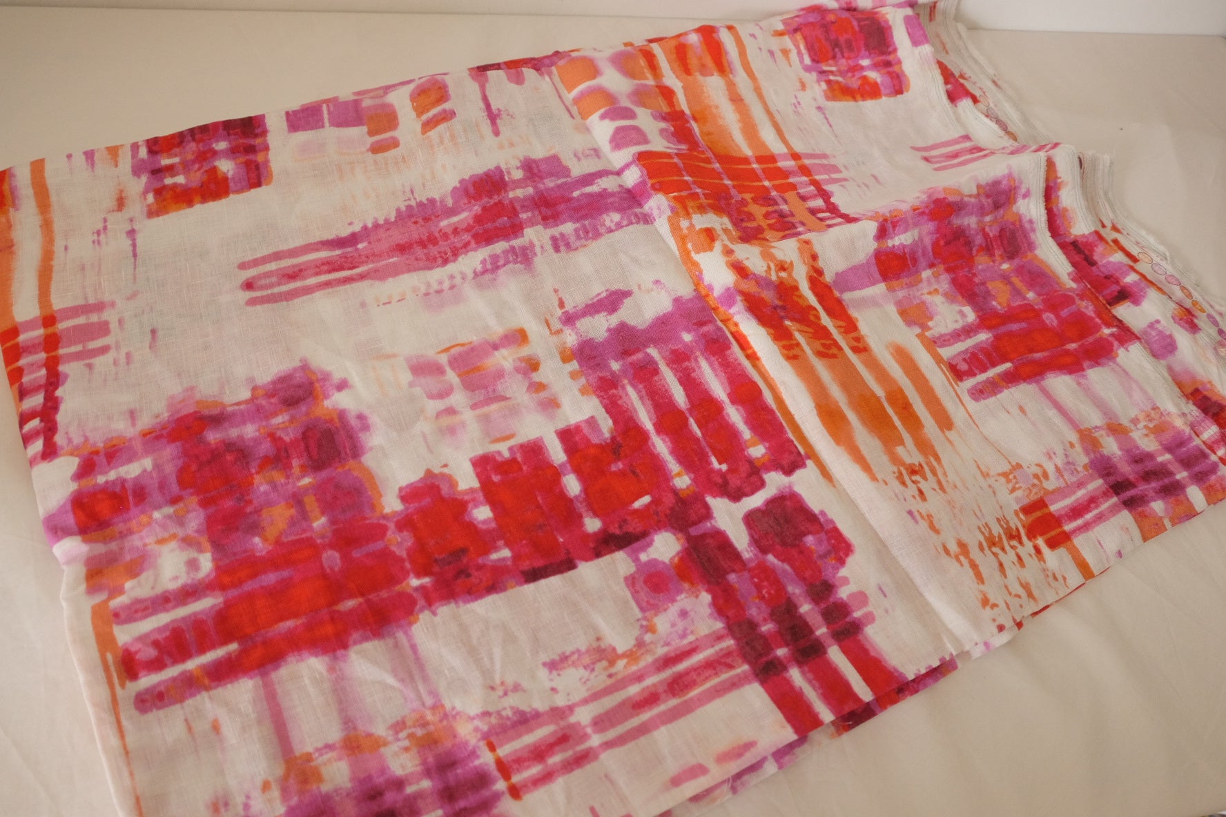 Colorful Abstract Print 100% Linen Fabric – 1.9 yd