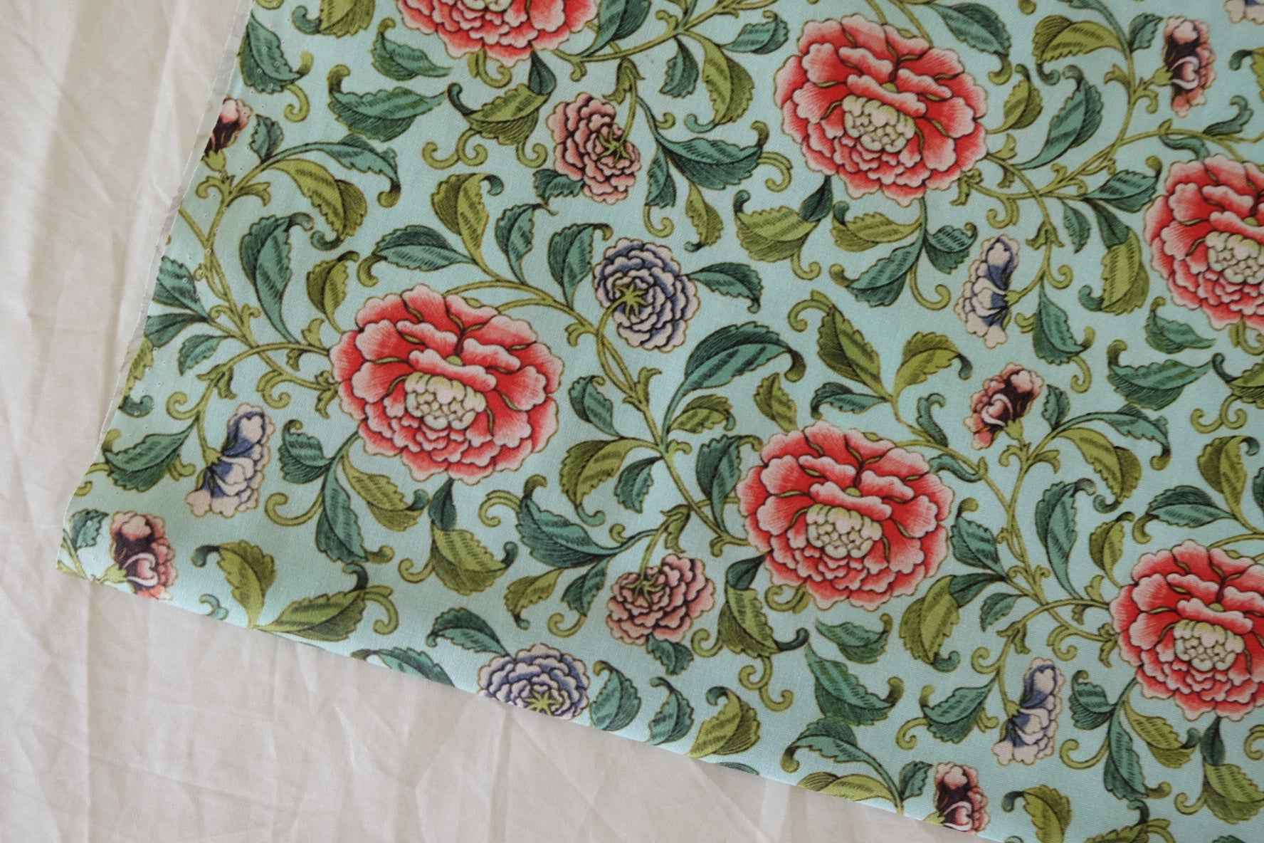 Cotton Floral Print Fabric – Vintage Peony Design – 2.2 yd