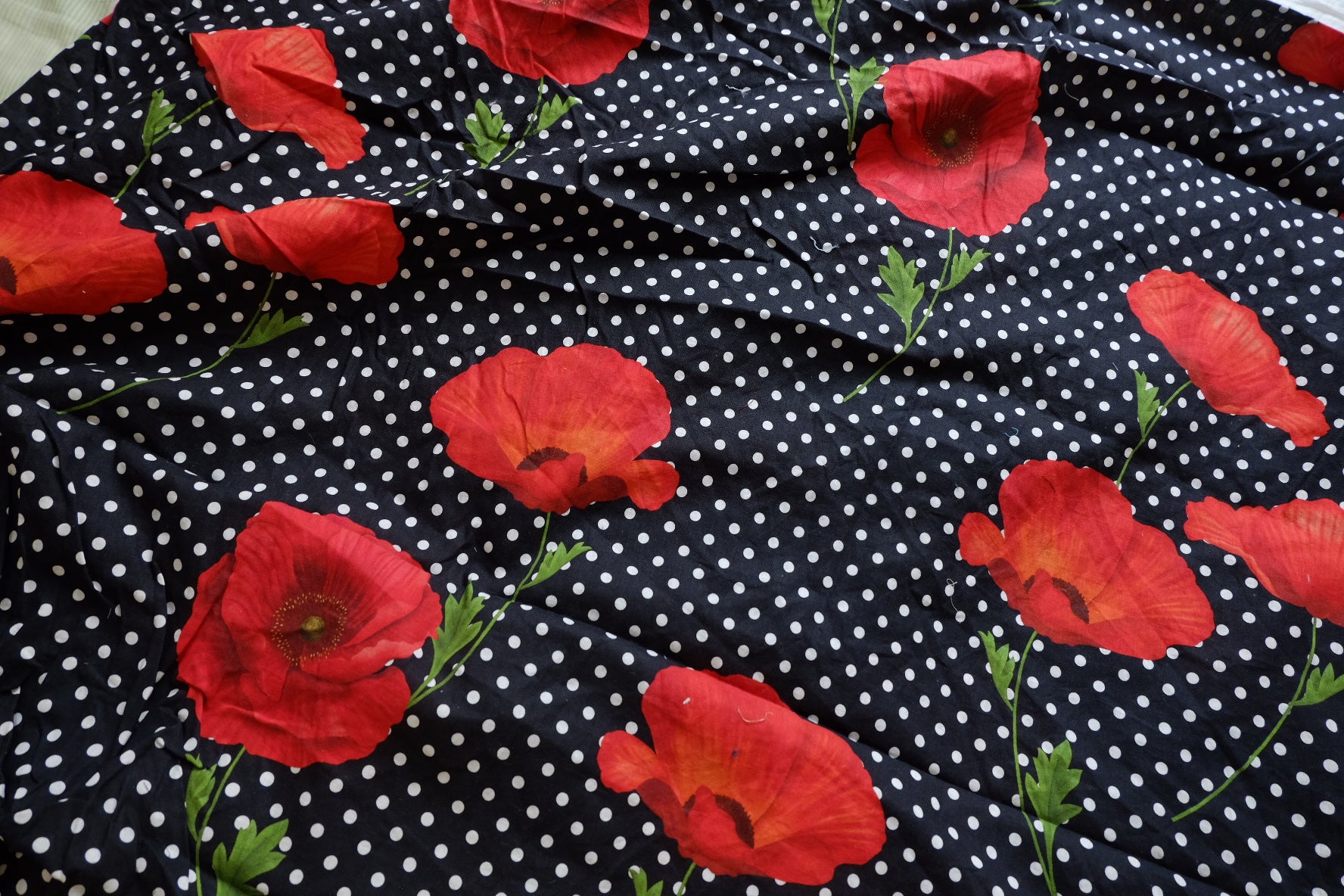 Red Poppy Polka Dot Linen Fabric - 2.19 yd