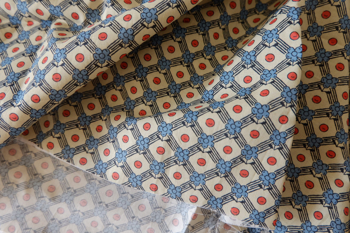 Little Blue Blossoms – Vintage Geometric Cotton Lawn | 1.6 yards