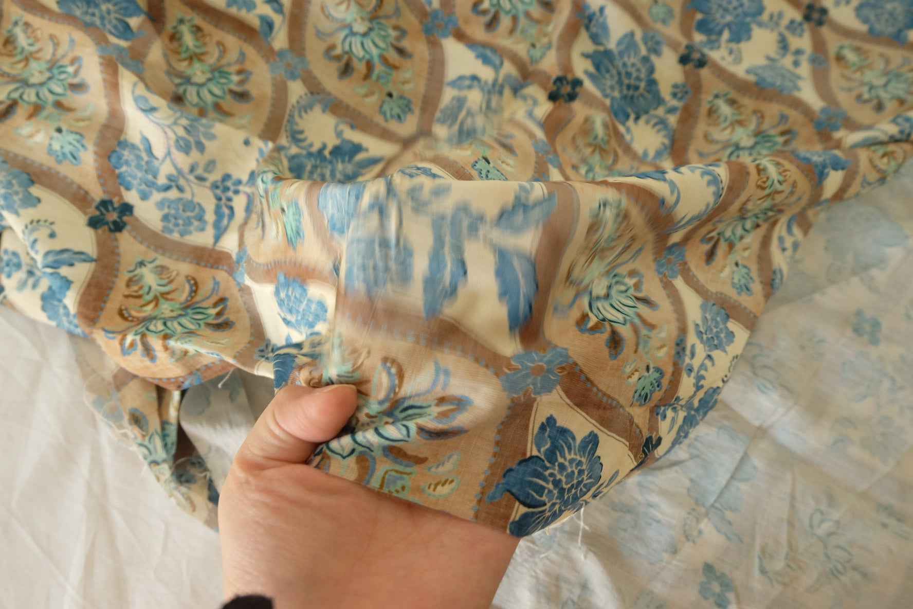 Vintage Tile Floral Tencel Cotton Blend Printed Fabric – 3.3 yd