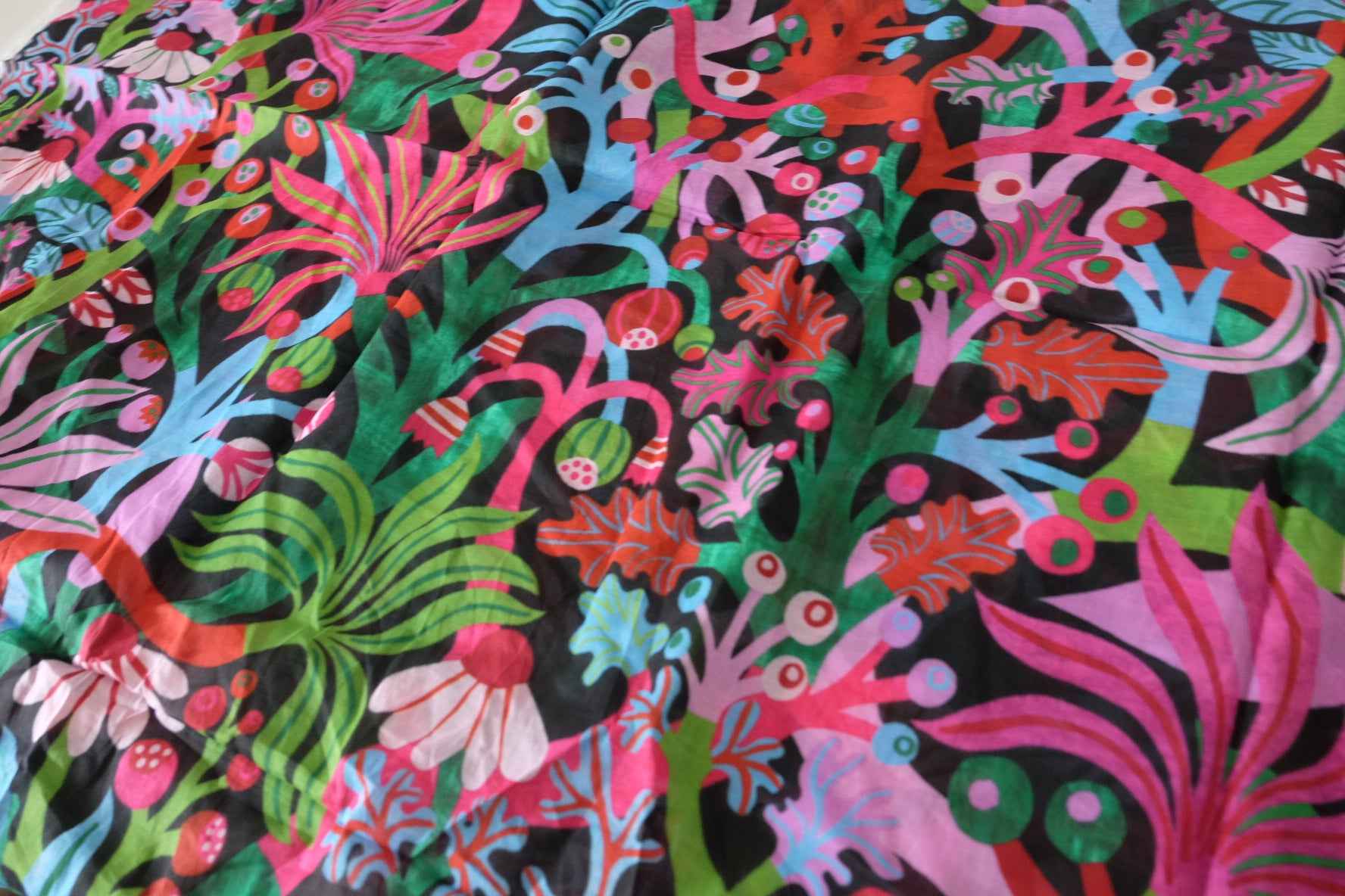 Tropical Botanical Cotton Voile Fabric – 2.2 Yards