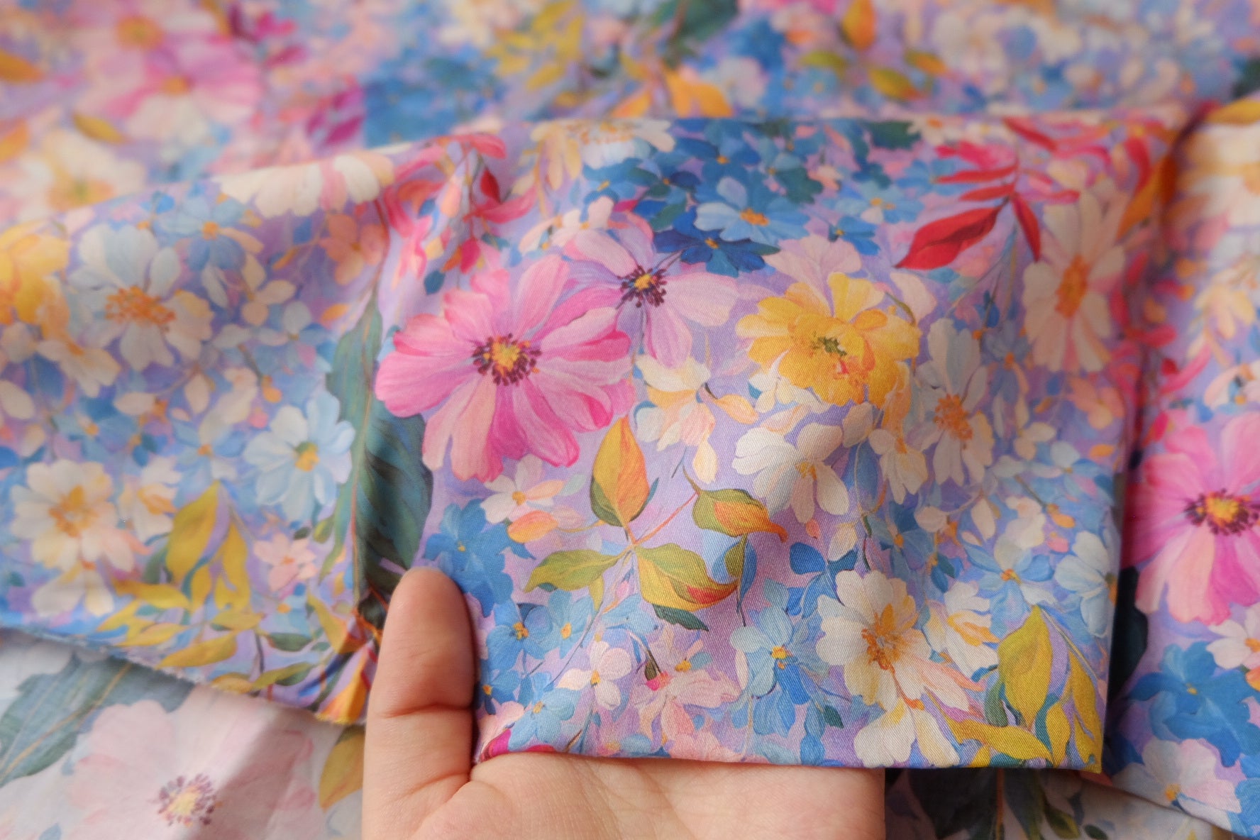 Dense Fine Twill Cotton Blue Garden Floral Fabric 2.2 Yards