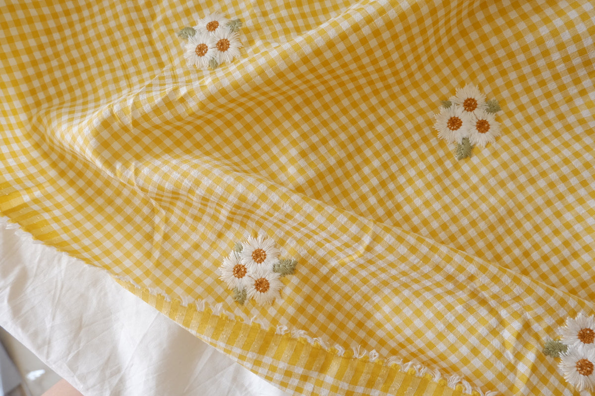 Sunny Daisy – Embroidered Yellow Gingham Cotton Blend | 2.2 yards