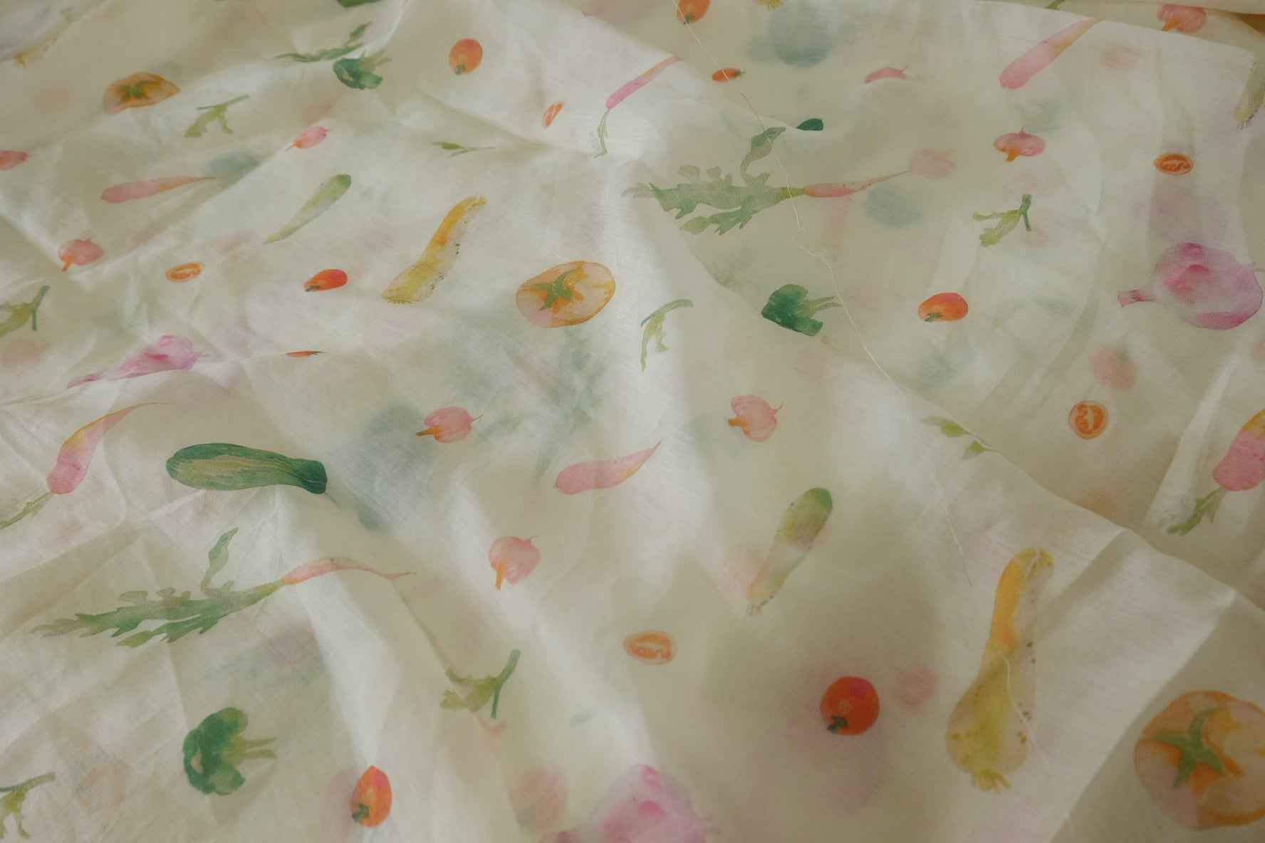 Watercolor Garden Sheer Tencel – 3.3 yd