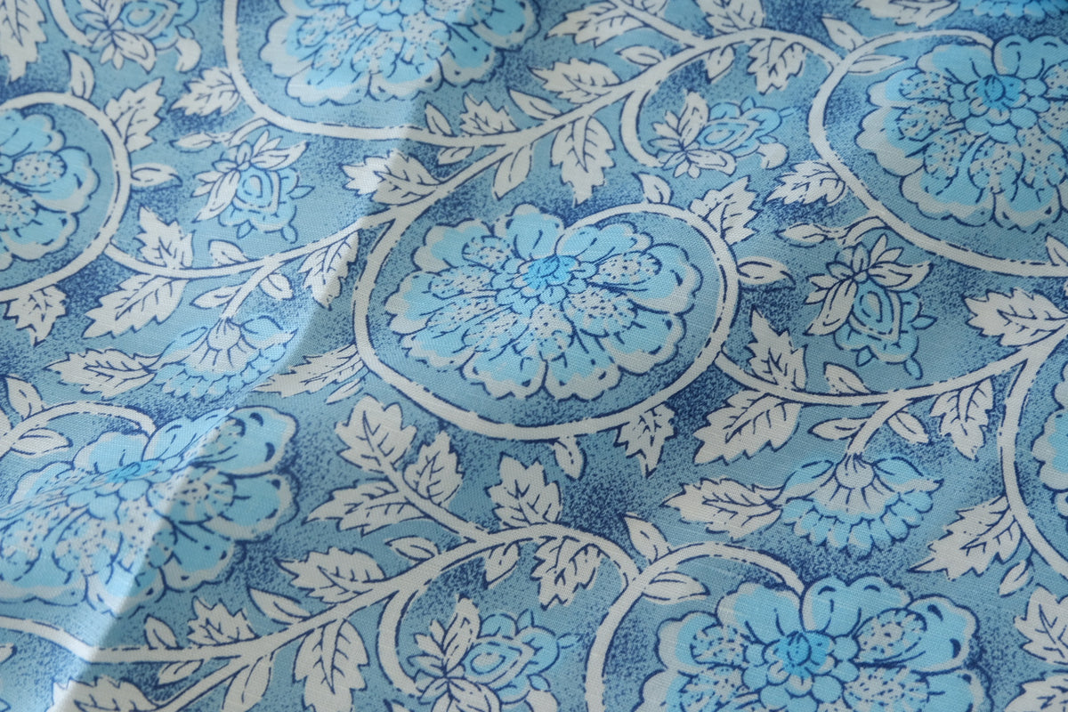 Indigo Blue Vintage Floral Linen Cotton Blend – 2.73 yd