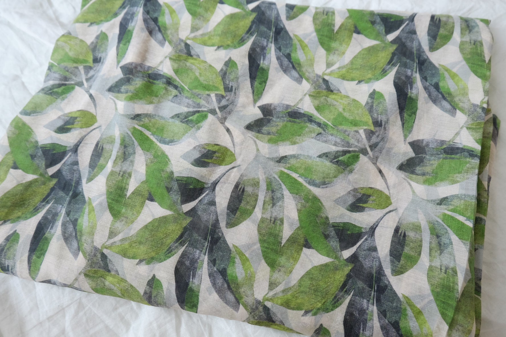 Lightweight Semi-Sheer Tencel Linen Leaf Print 2.0 Yards