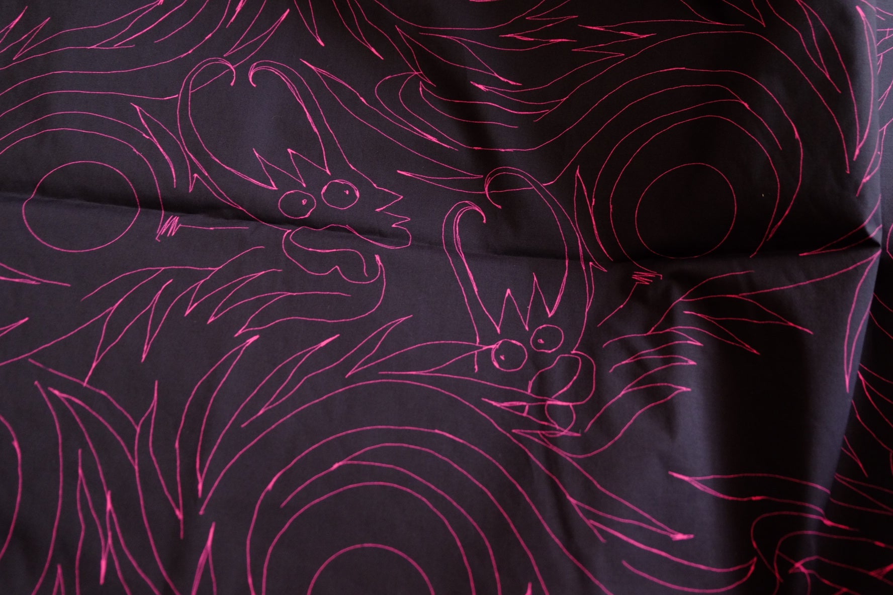 Dragon Linework Stretch Poplin – 2.2 Yards