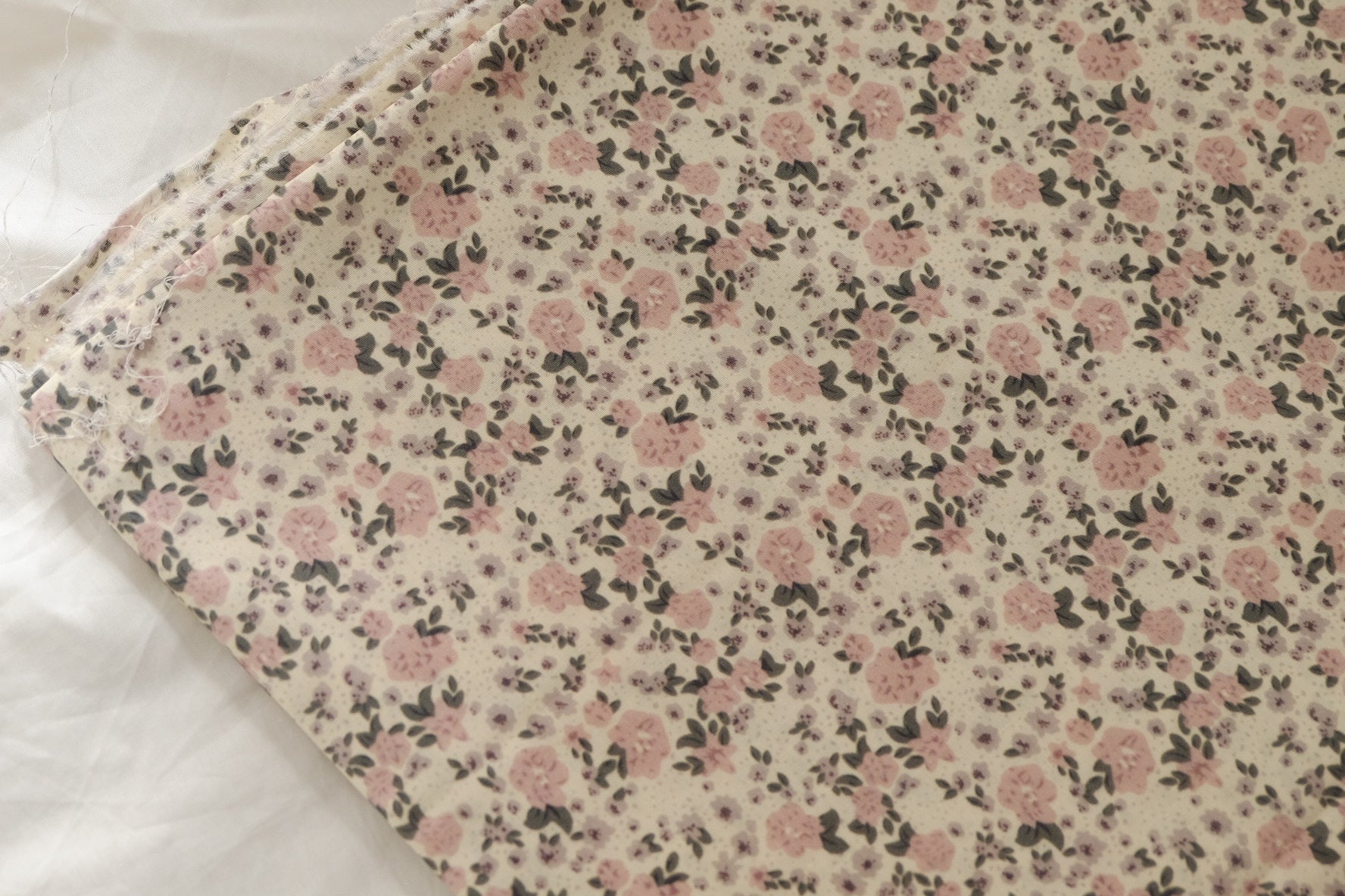 Dusty Pink Ditsy Floral Cotton Poplin – 2.2 yd