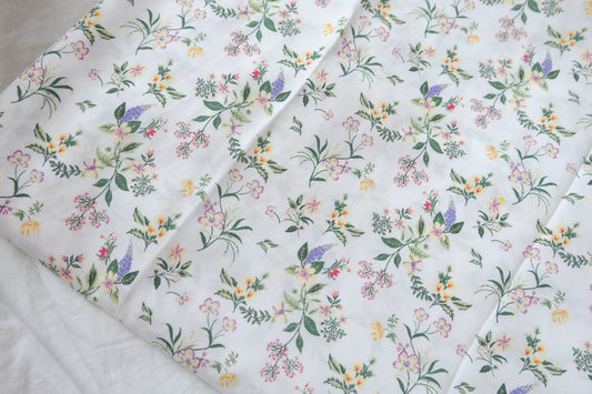 Wildflower Sprig Cotton, 1.6 Yards