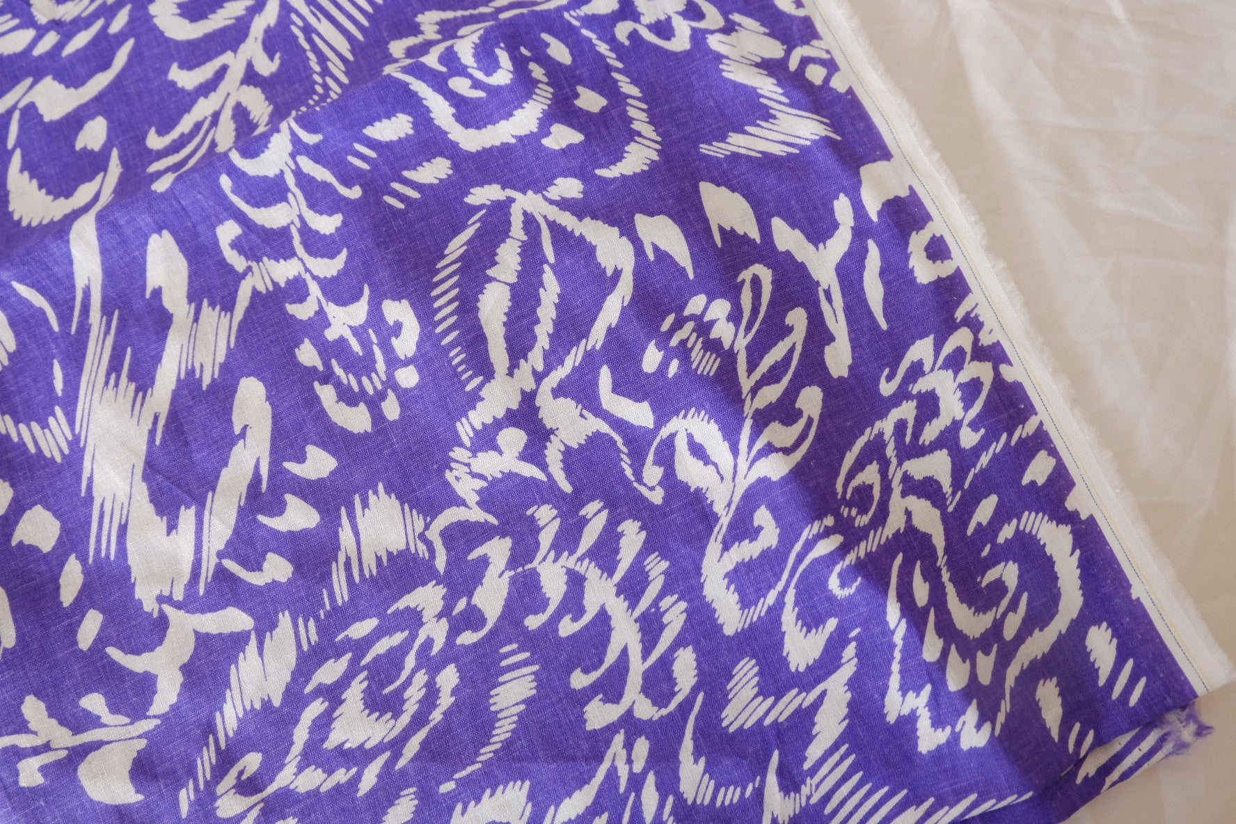 Violet Damask Cotton Linen – 2.19 yd