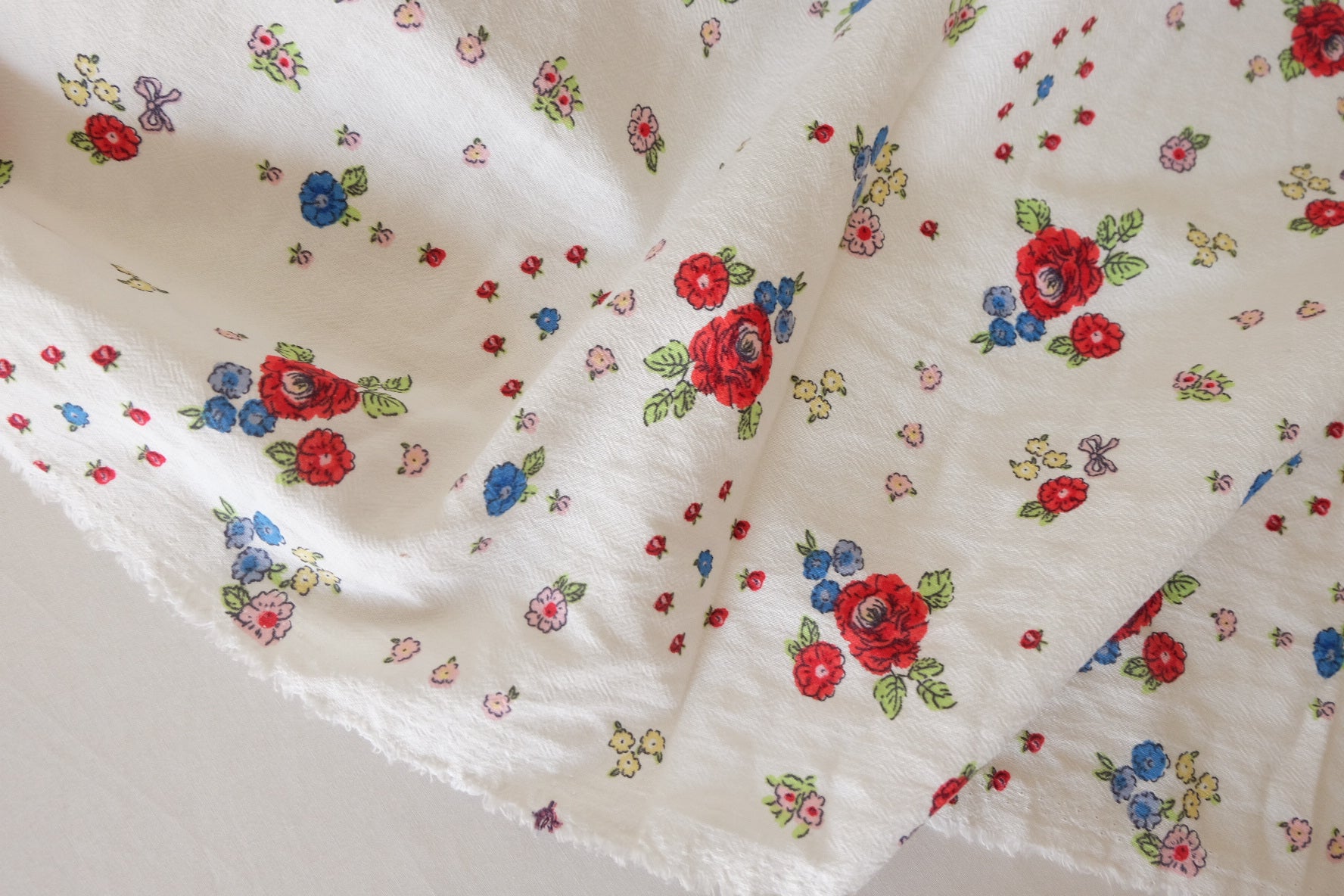 Sand-Washed Floral Cotton Linen Fabric – 1.6 yd