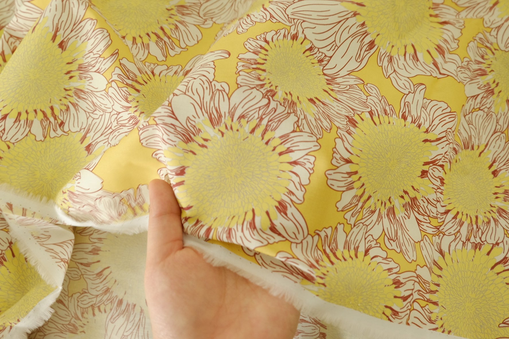 Yellow Daisy Silky Cotton Poplin Fabric - 1.6 yd