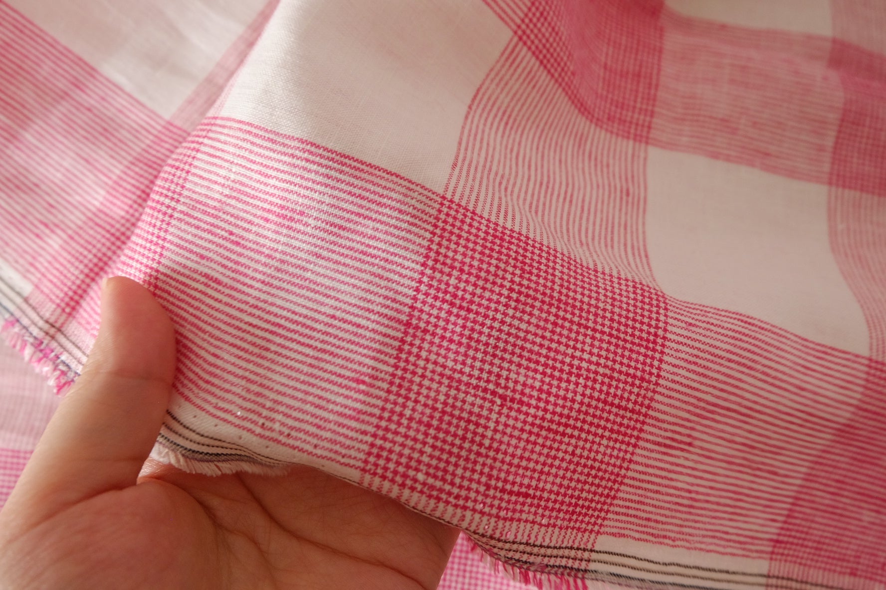 Pink Windowpane Yarn-Dyed Linen Fabric – 2.2 yd