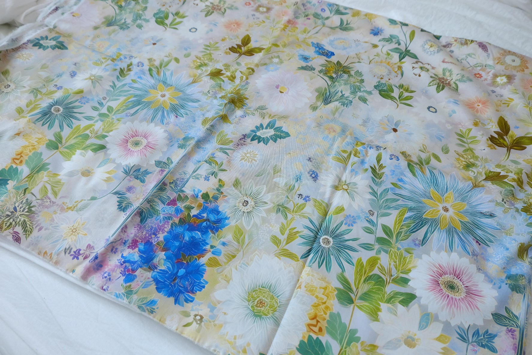 Blue Garden 50s Cotton Poplin Fabric - 3.28 yd