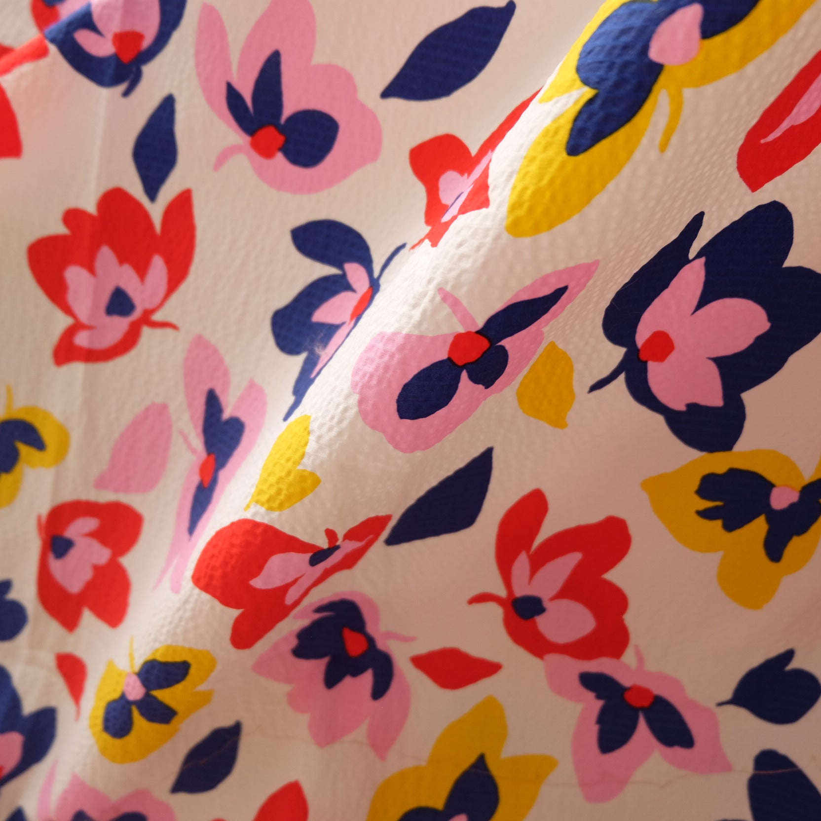 Textured Floral Cotton Fabric – 2.19 Yards