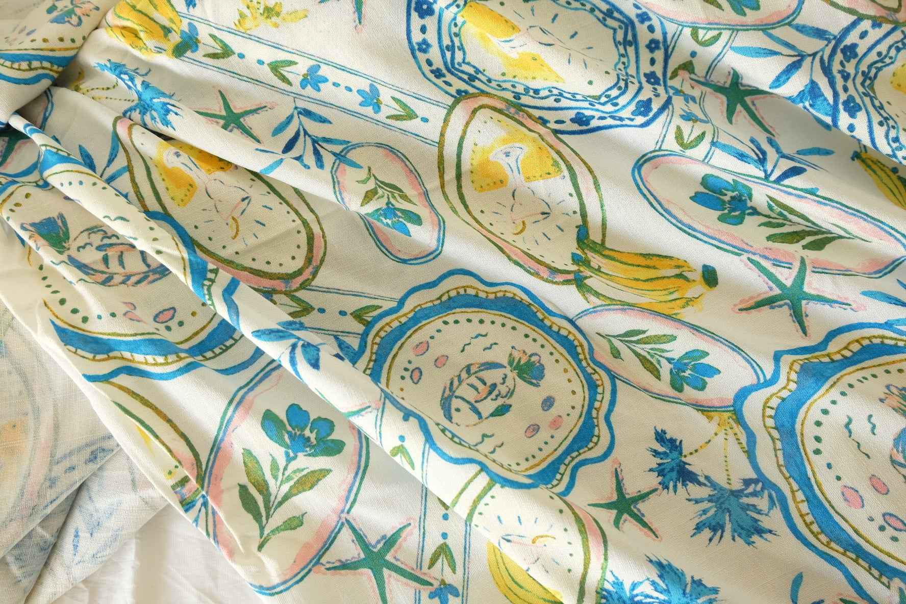 Seaside Table Lyocell Linen – 2.19 yd