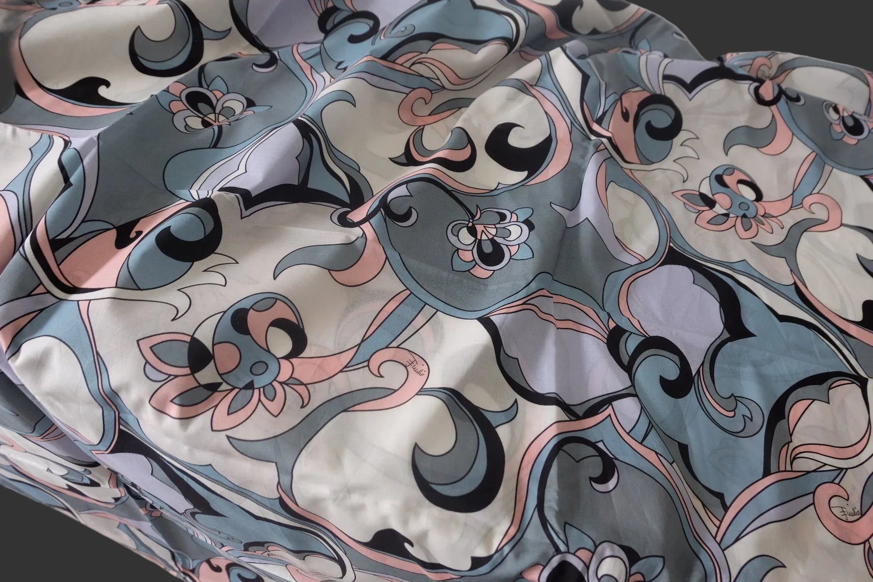 Vintage Swirl Floral Cotton Voile Fabric – 3.3 Yards