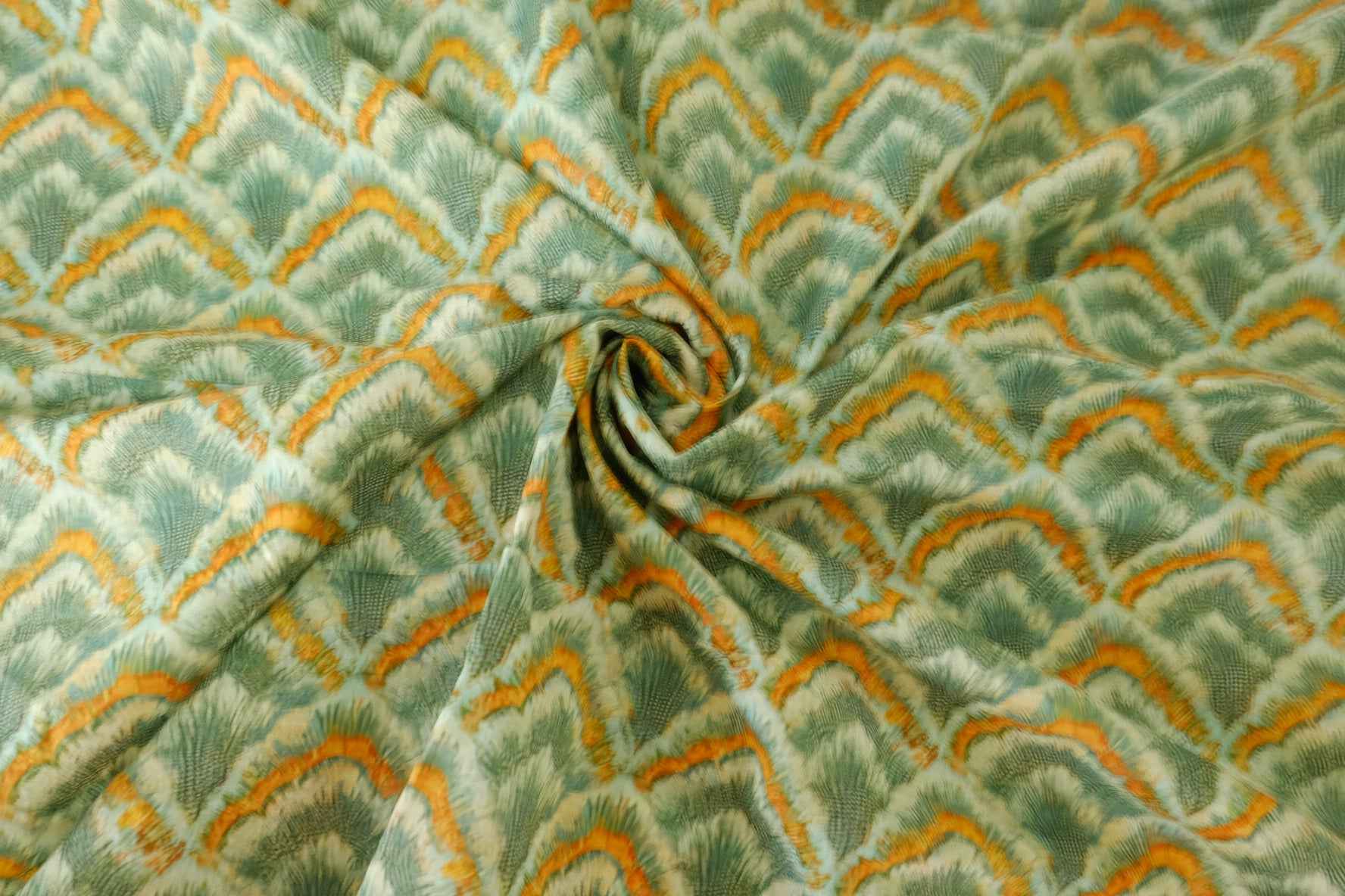 Green Art Deco Cotton Lawn Fabric – 1.3 yd