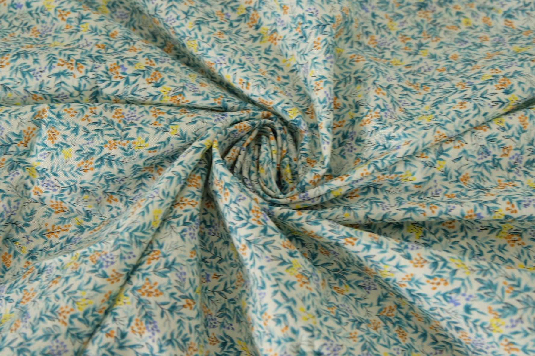 Delicate Botanical Cotton Fabric – 3.3 yd