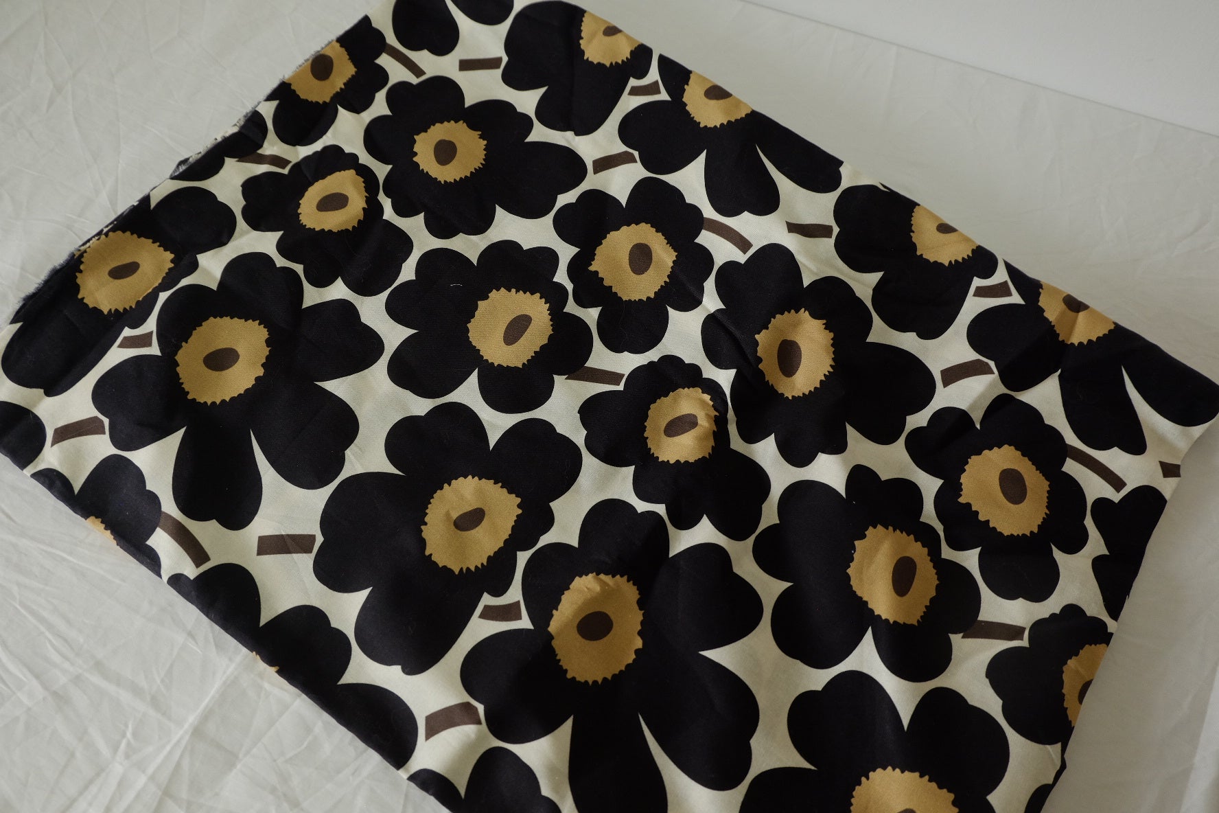 Retro Black Floral Cotton Fabric - 1.6 yd