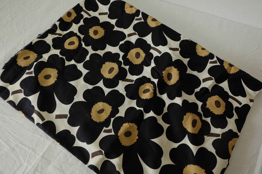 Retro Black Floral Cotton Fabric - 1.6 yd