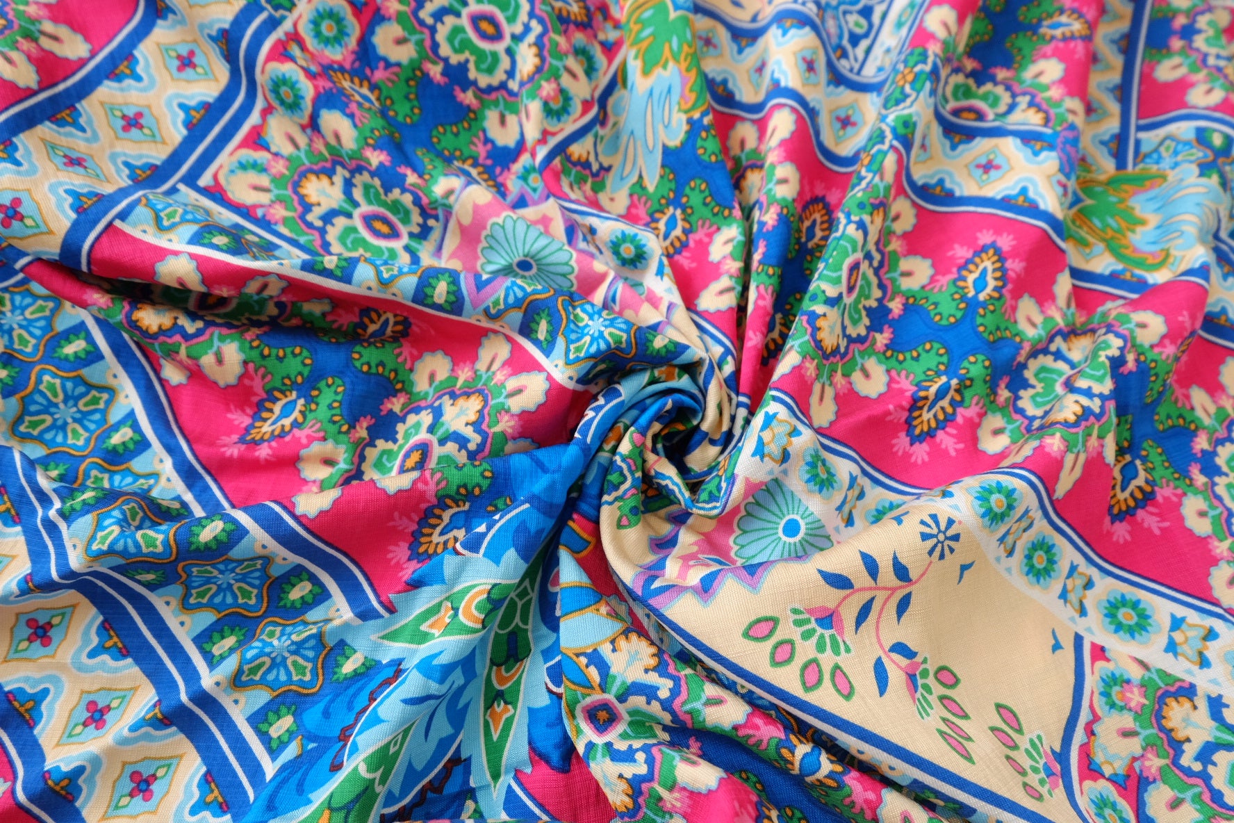 Bold Resort Print Cotton Rayon Fabric, 3.28 Yards