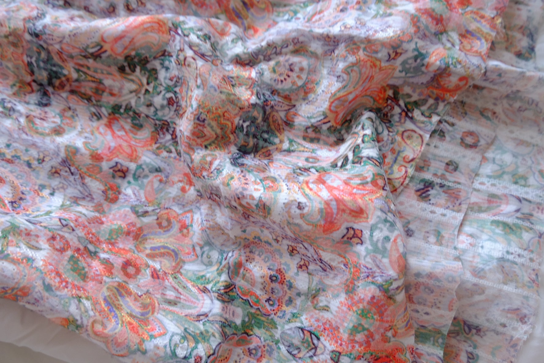 Soft Paisley Floral Jacquard Cotton Fabric - 2 yd