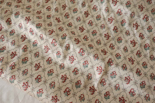 Floral Jacquard Satin Polyester Fabric – 3.3 yd