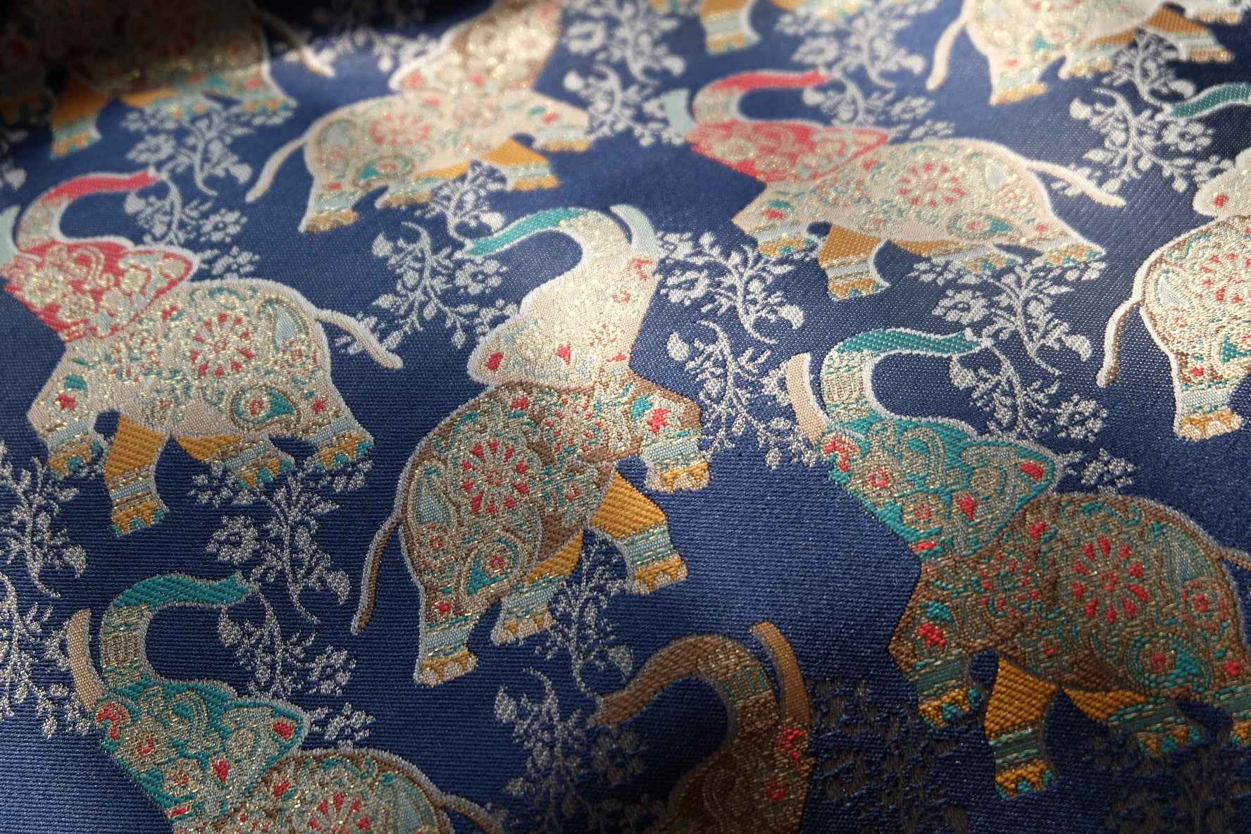 Elephant Jacquard Brocade Fabric for Vests and Cheongsam-Inspired Dresses, 2.19 Yards