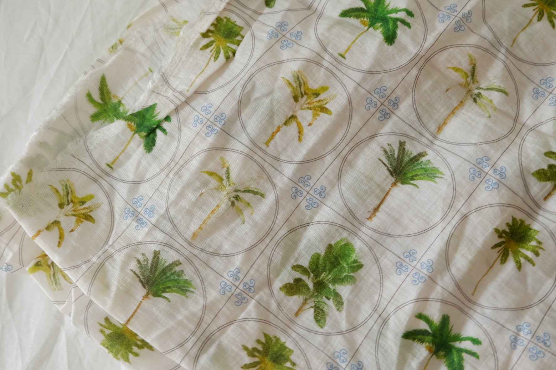 Palm Tree Lightweight Tencel Cotton Fabric – 1.7 yd