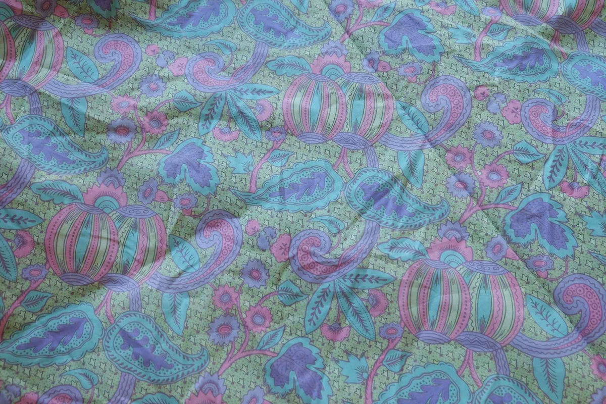 Pastel Paisley Garden Cotton Lawn Fabric – 2.41 yd