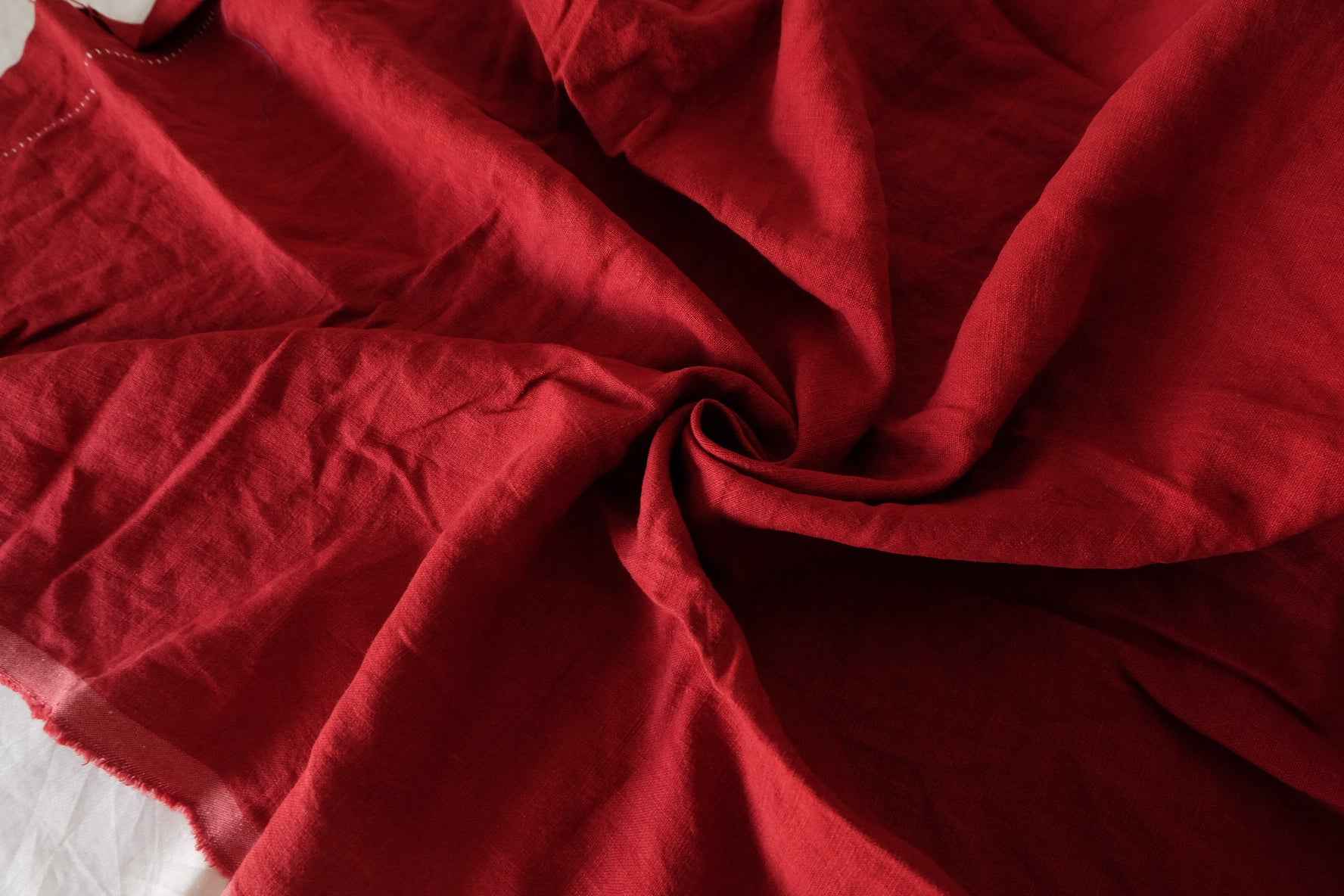 Deep Wine Red Heavyweight Pure Linen Fabric – 2.2 yd