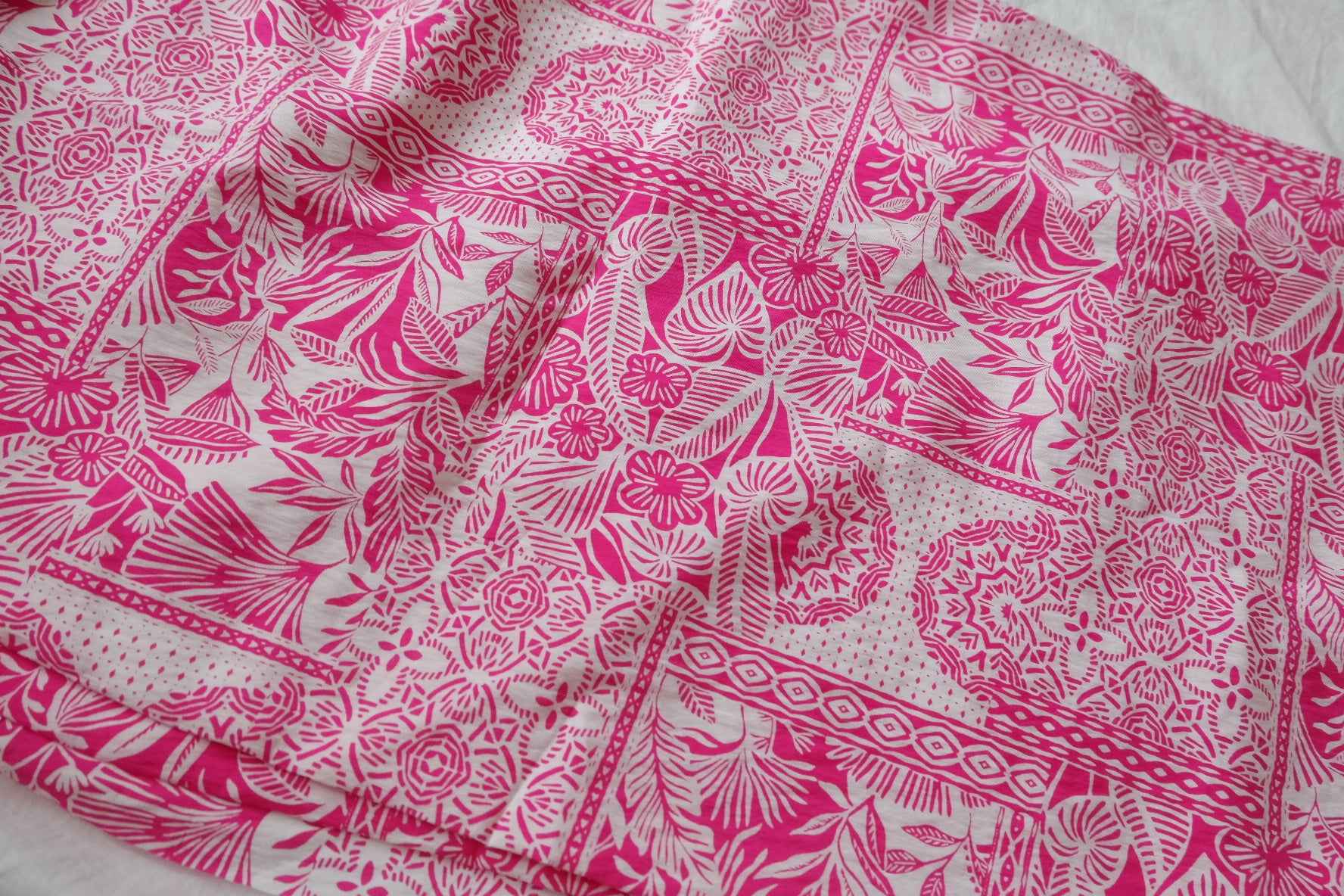 Pink Scarf-Print Tencel Fabric - 3.28 yd