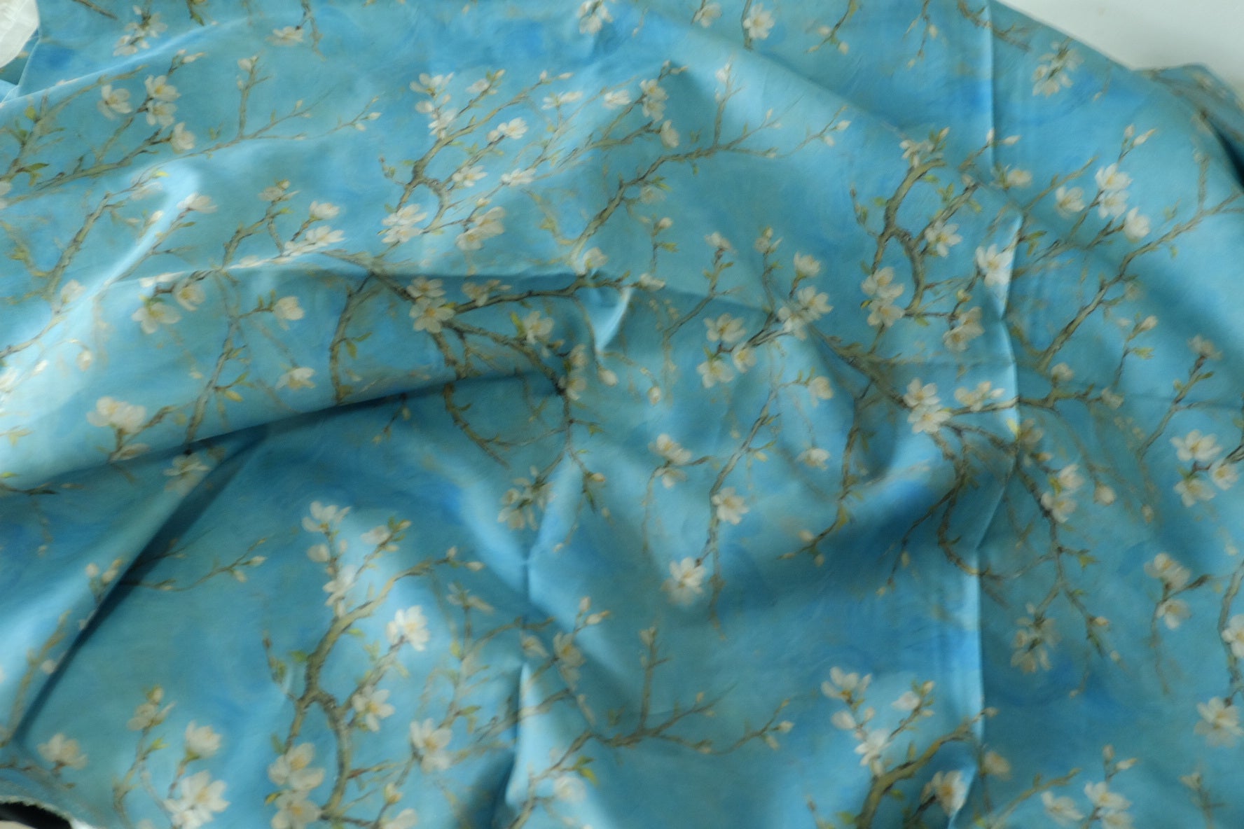 Blue Blossom 60s Cotton Sateen – 3.7 yd
