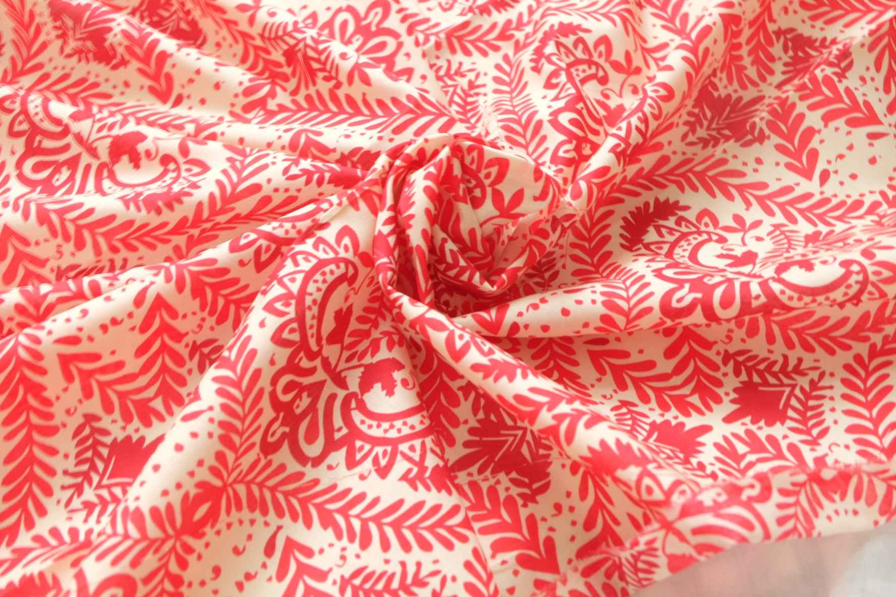 Coral Red Folk Print Cotton Poplin Fabric, Lightweight Dress and Blouse Weight, 2.19 Yards