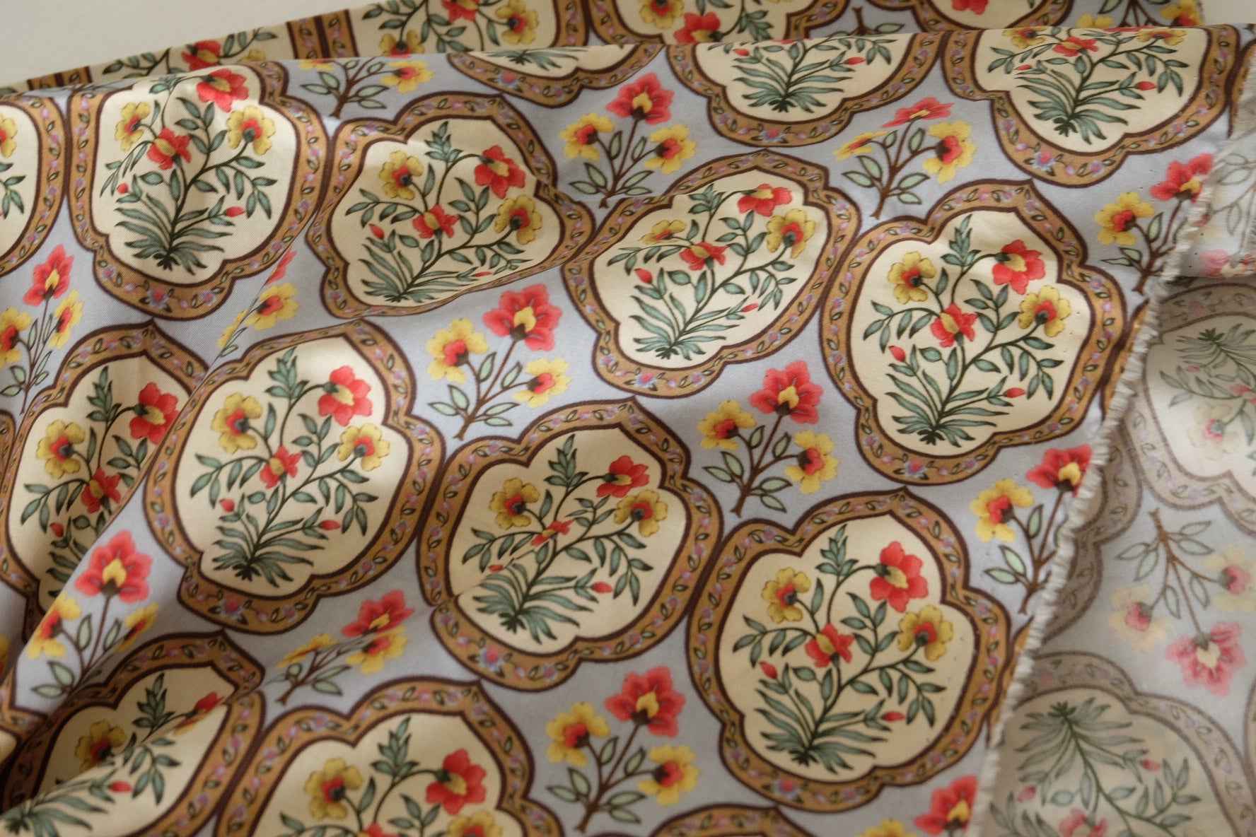 Vintage Tile Floral 60s Cotton Poplin Fabric – 2.2 Yards