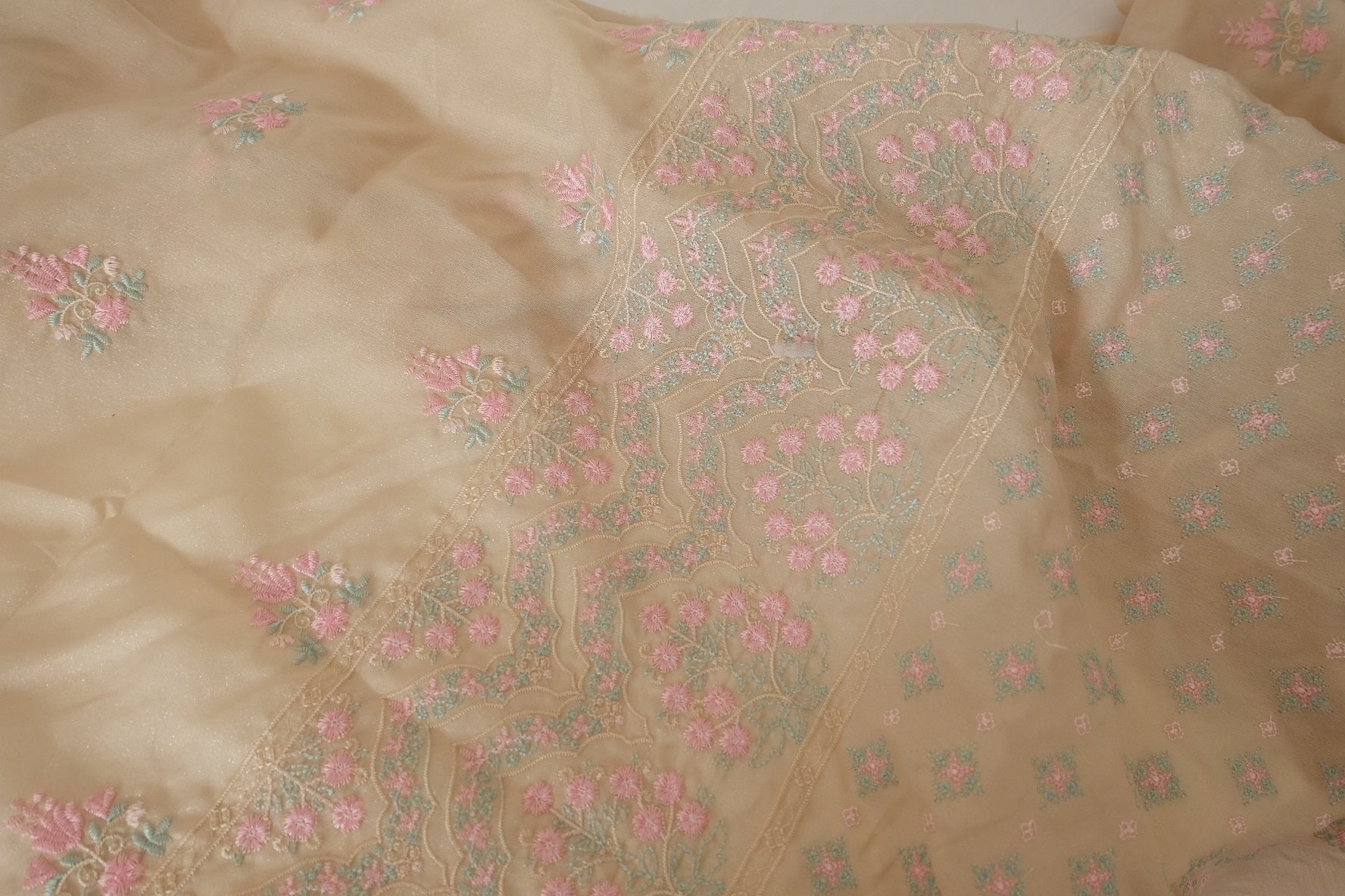 Single-Border Embroidered Mulberry Silk Fabric – 2.2 yd