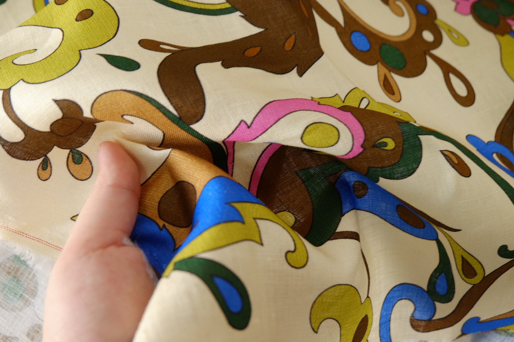 Retro Paisley Pure Linen – 2.2 yd
